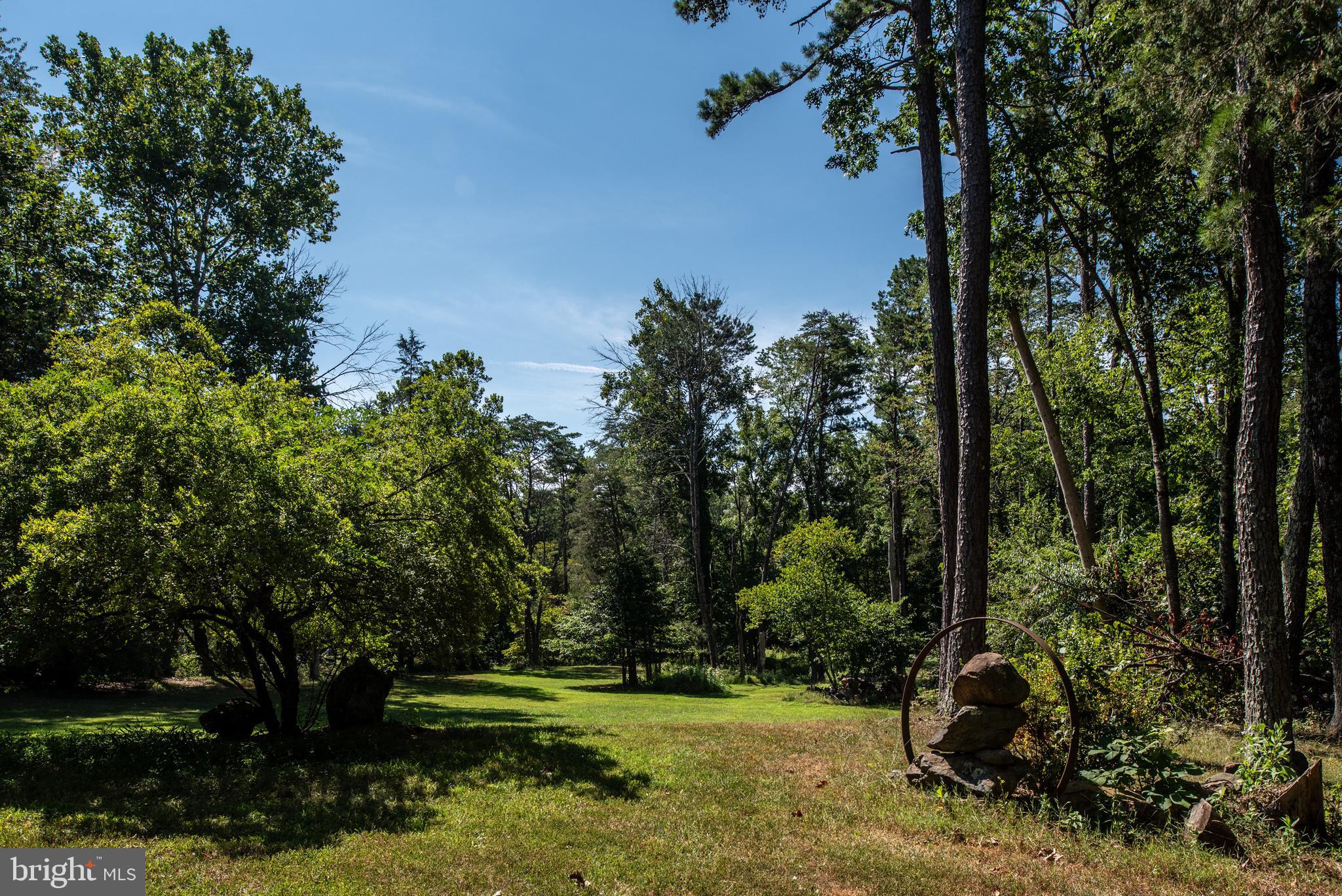 9147 HYDE LANE