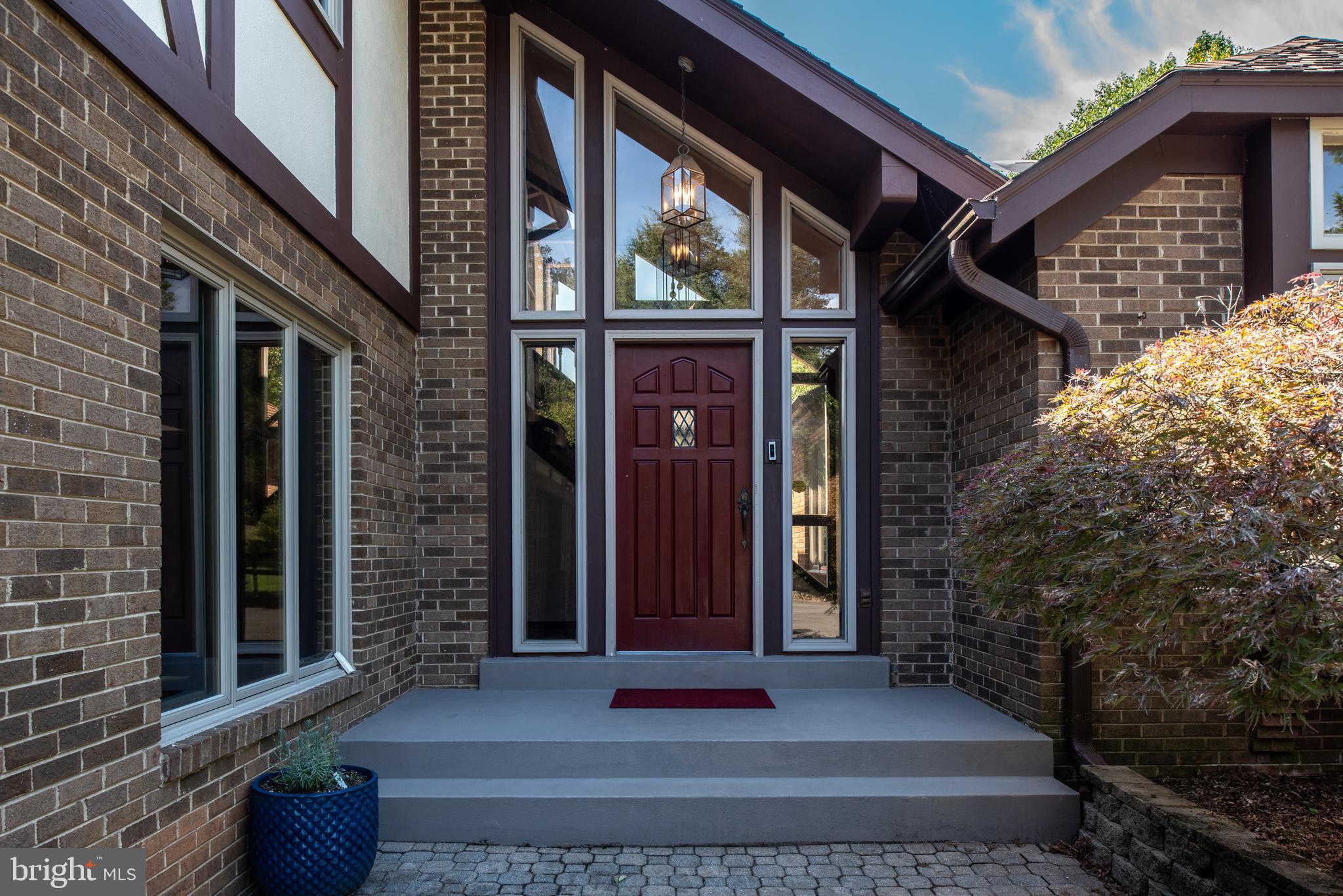9147 HYDE LANE