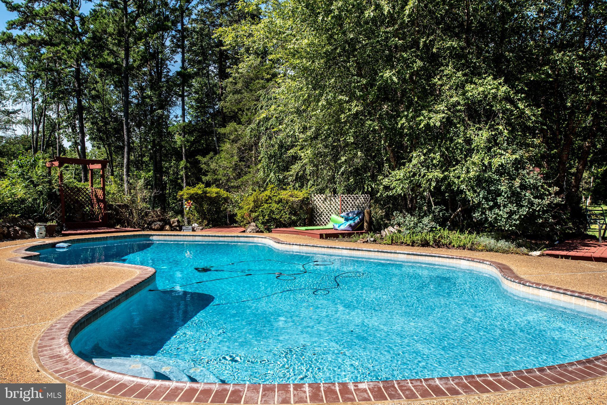 9147 HYDE LANE