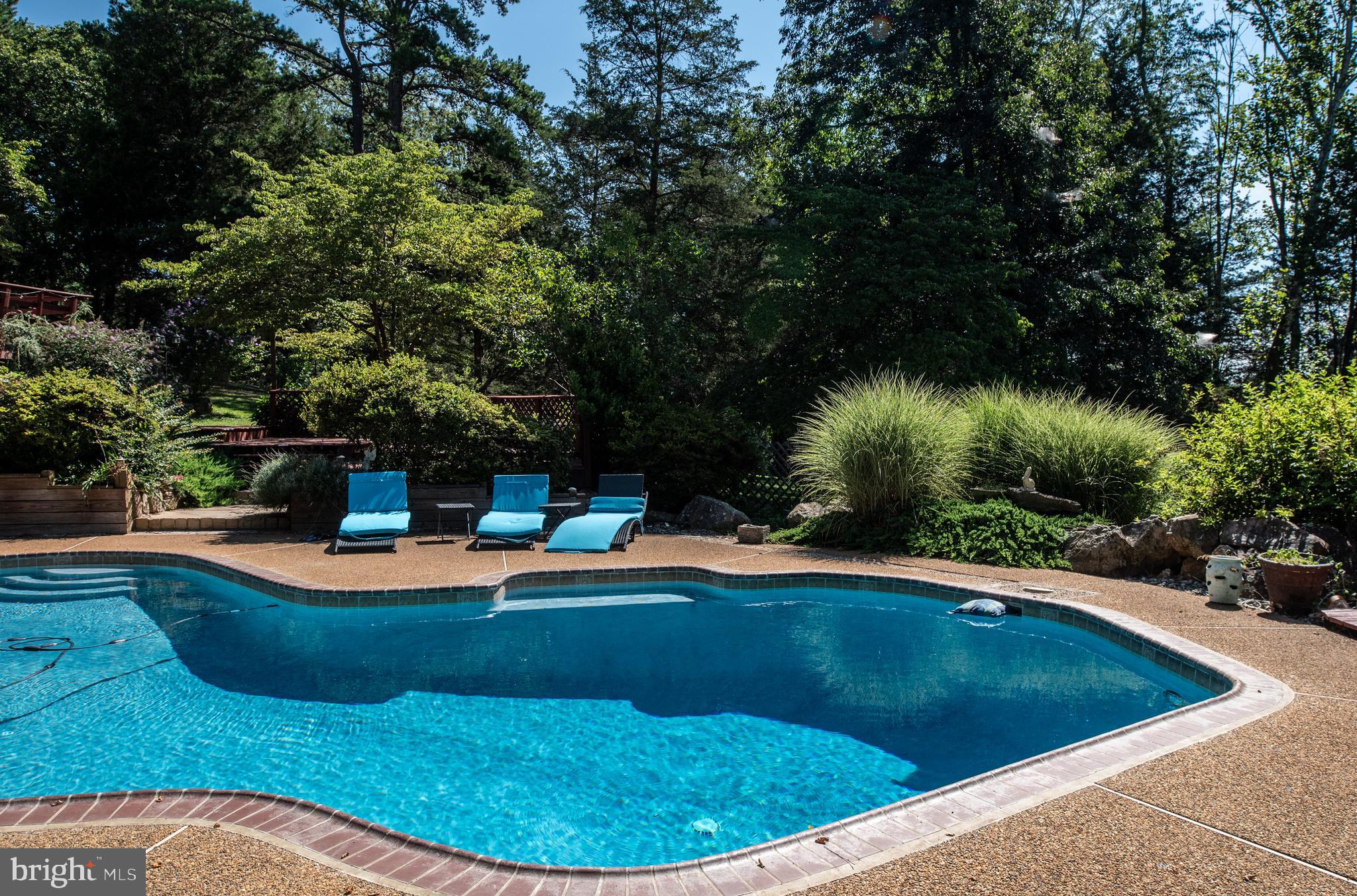 9147 HYDE LANE