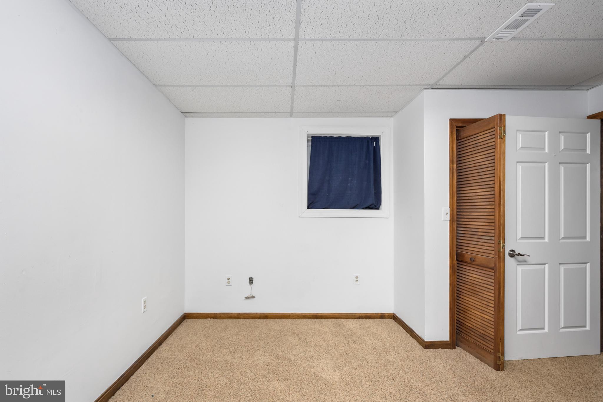 9147 HYDE LANE