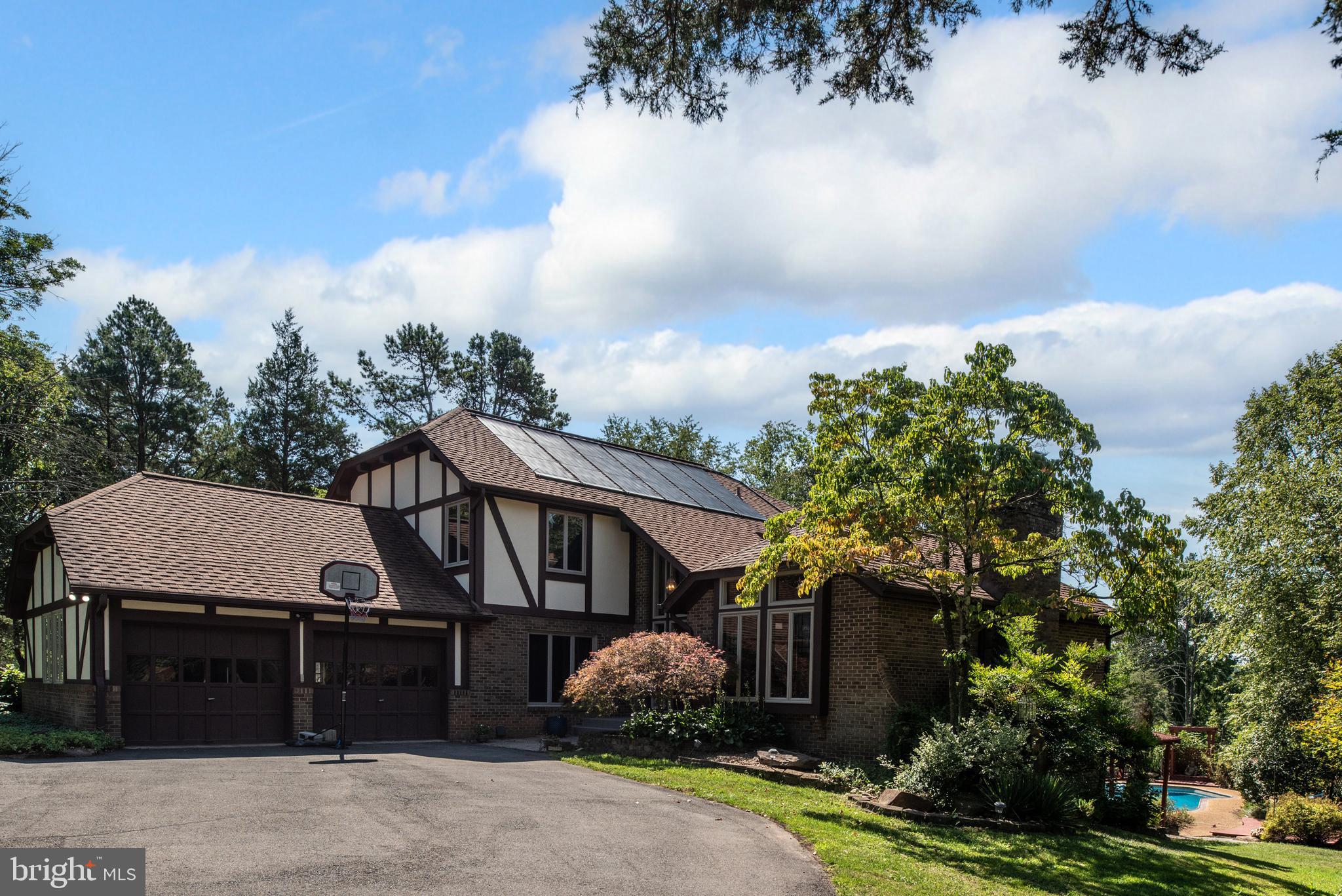 9147 HYDE LANE