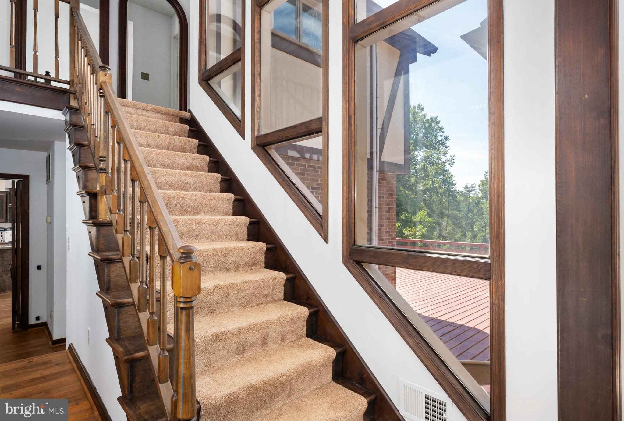 9147 HYDE LANE
