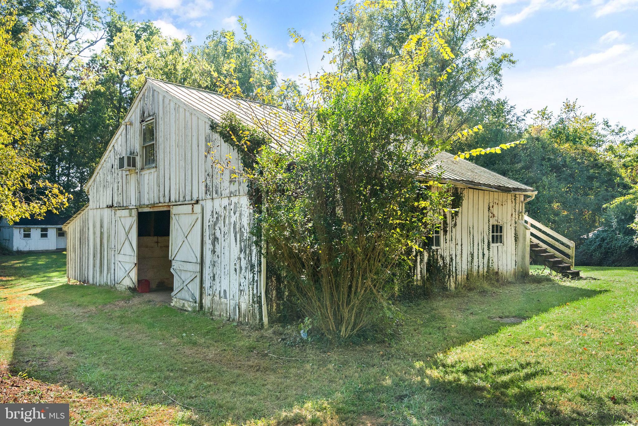 7135 Bunker Hill ROAD