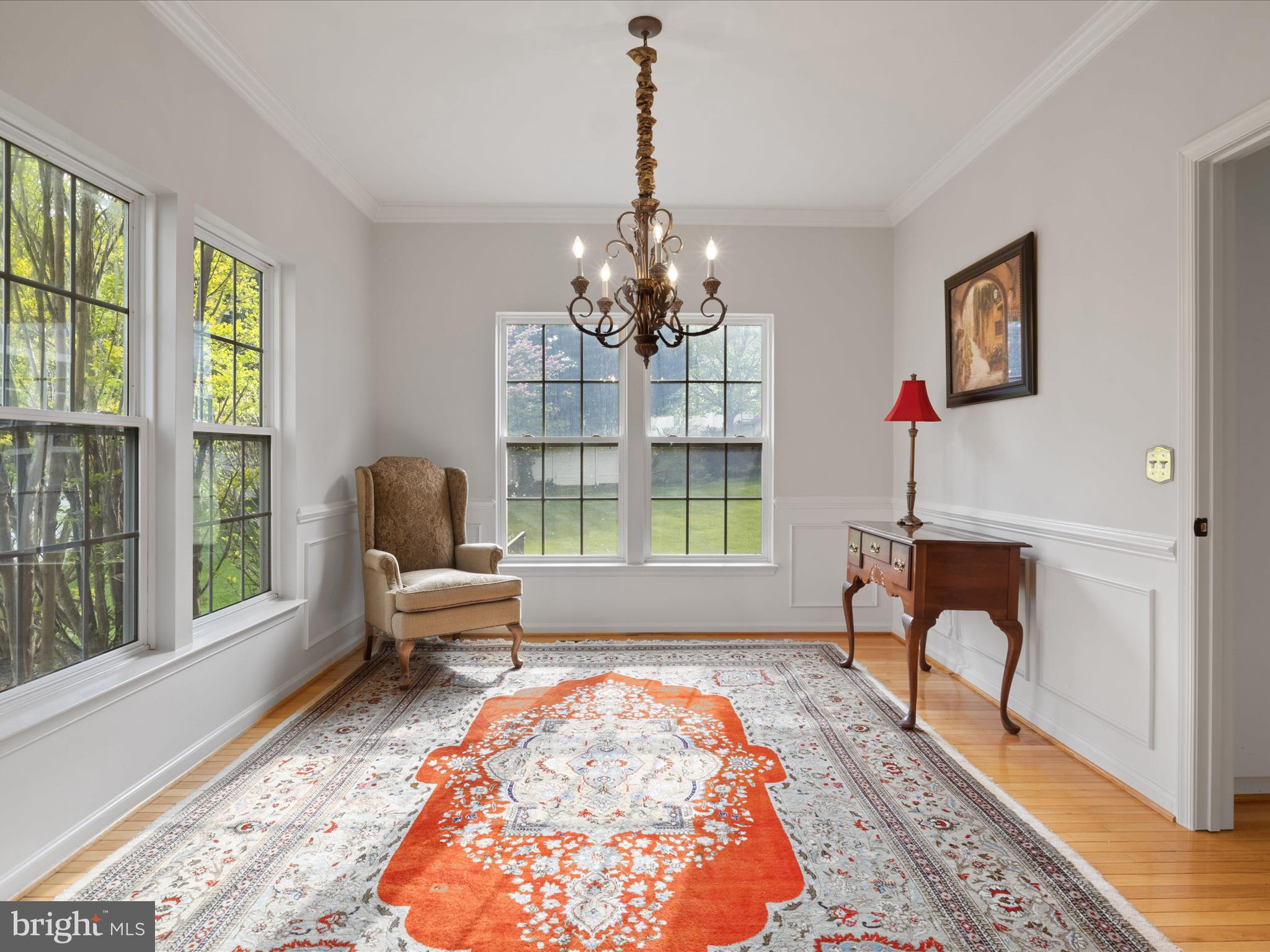 340 Singleton Cir