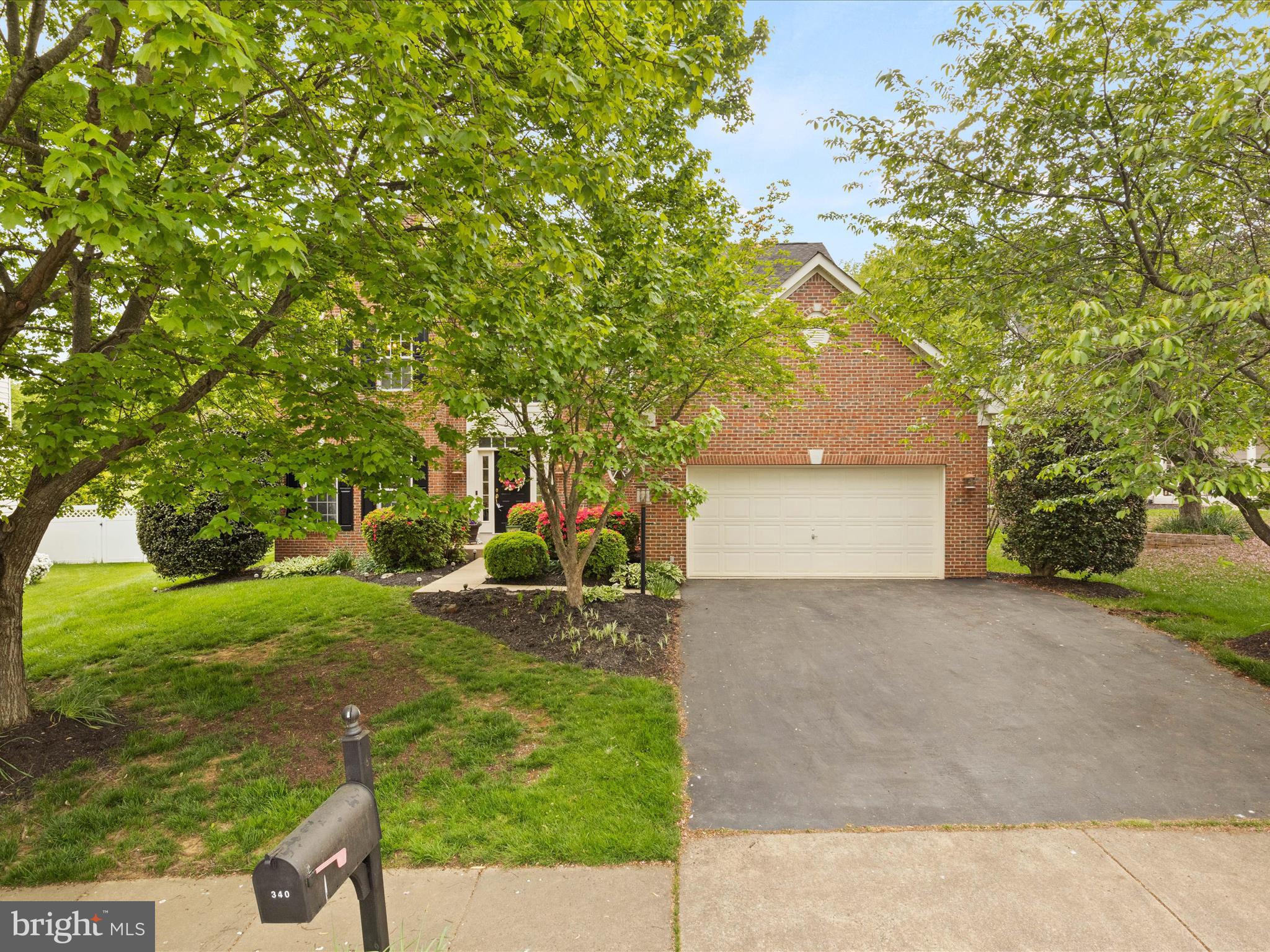 340 Singleton Cir