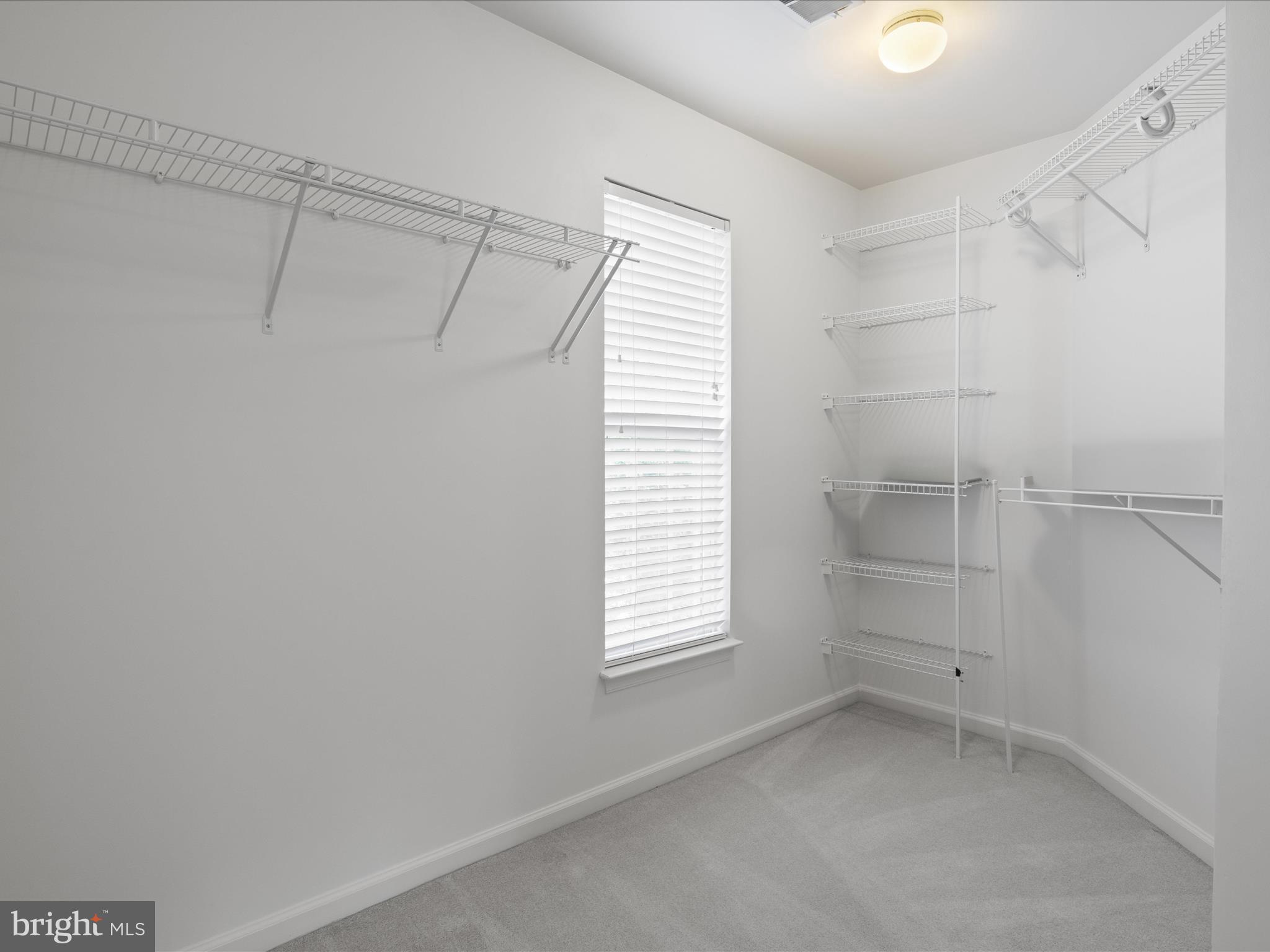 340 Singleton Cir