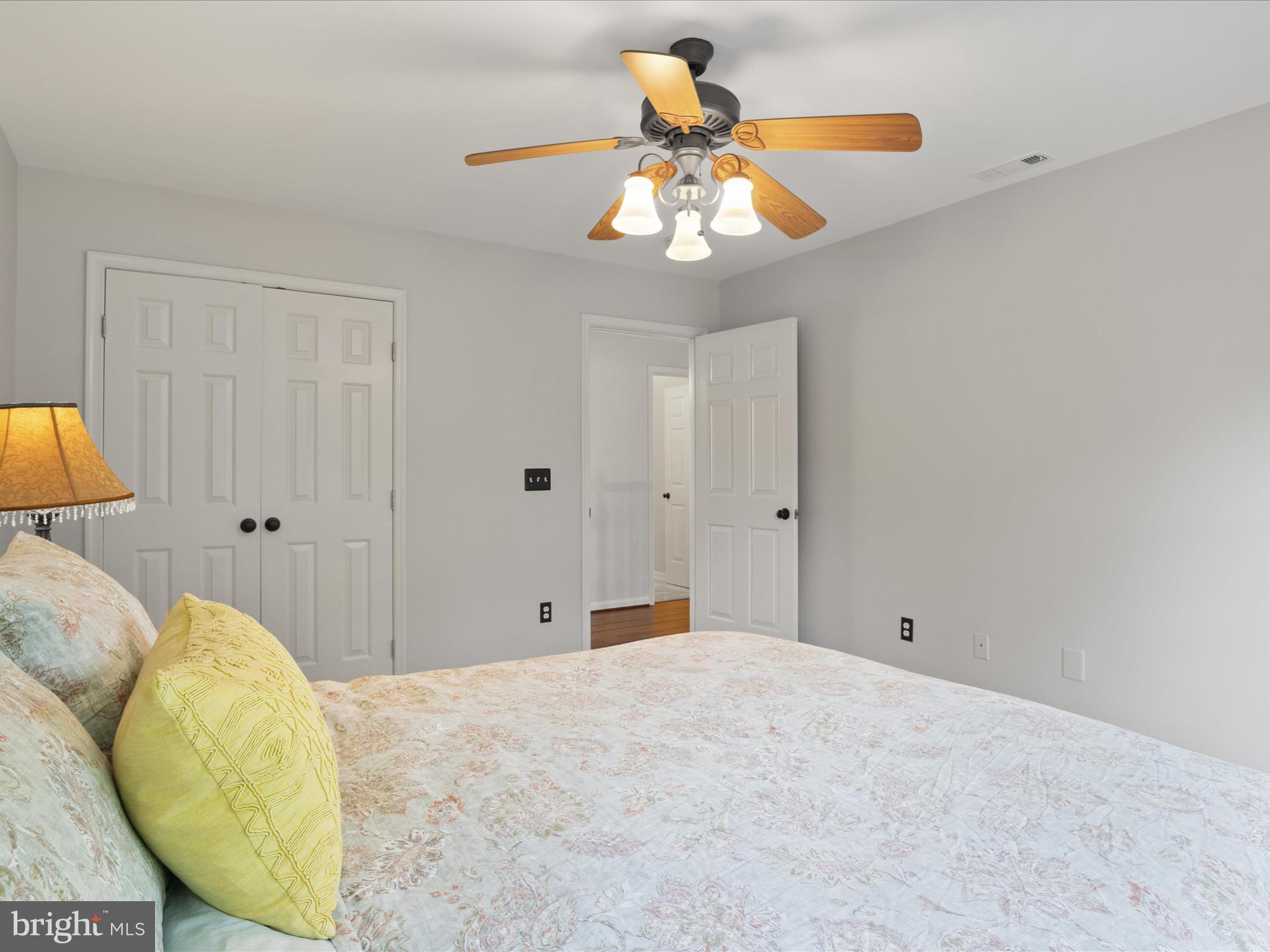 340 Singleton Cir