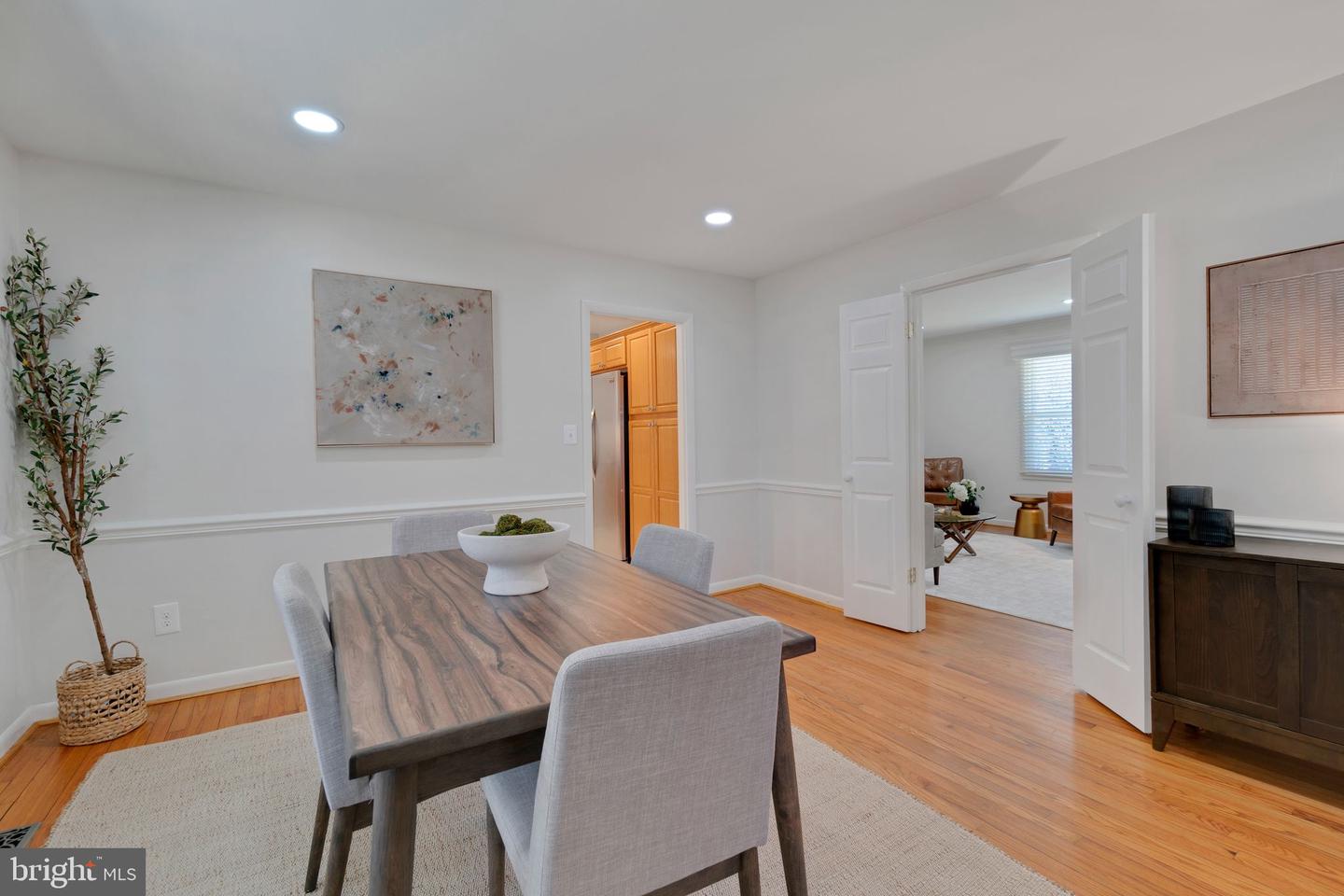 5761 Pendleton Lane