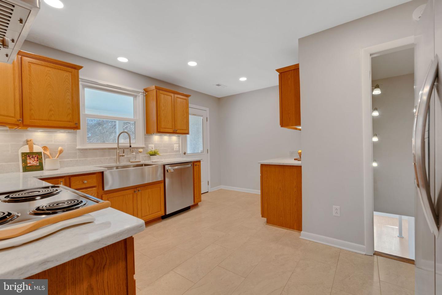 5761 Pendleton Lane