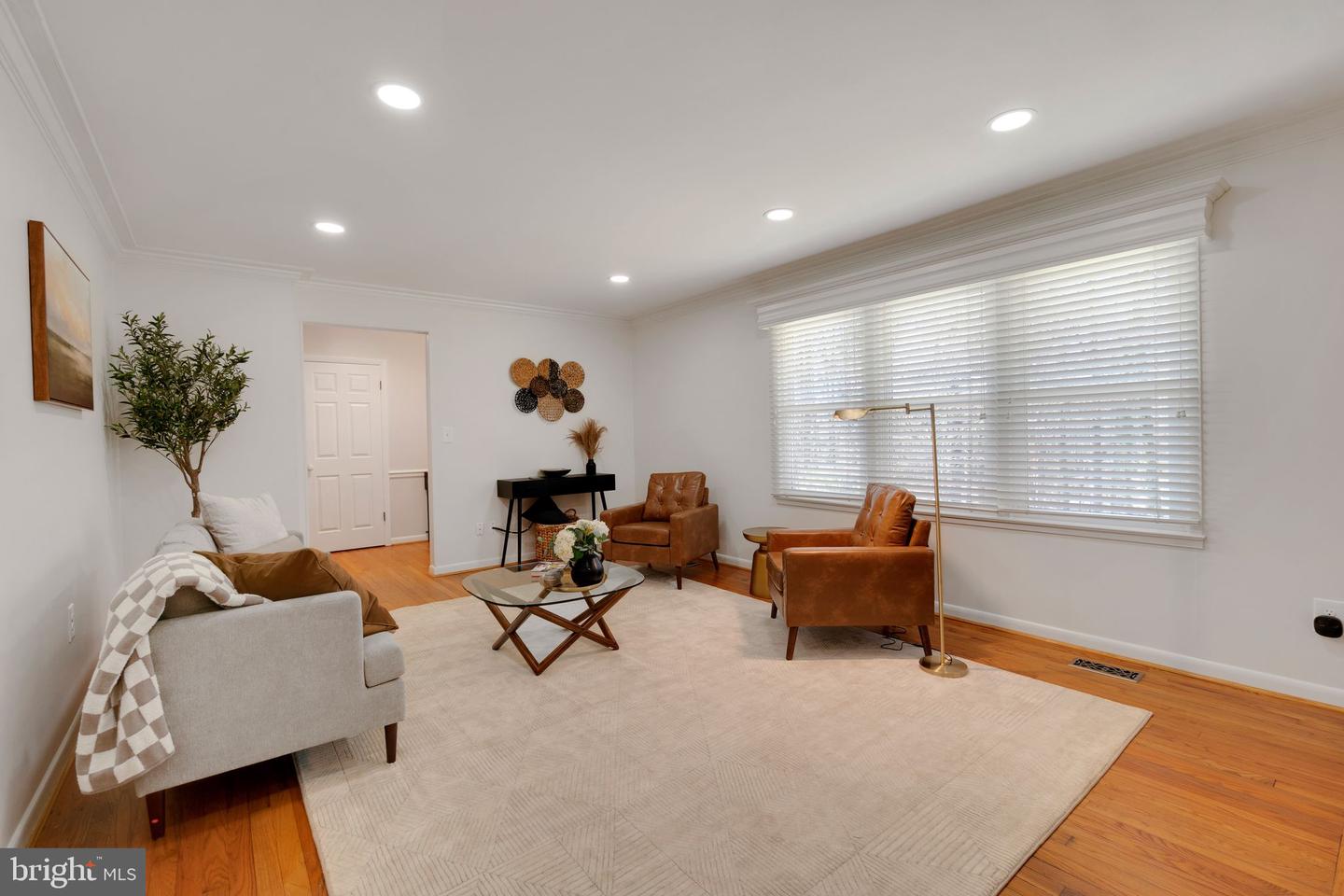 5761 Pendleton Lane