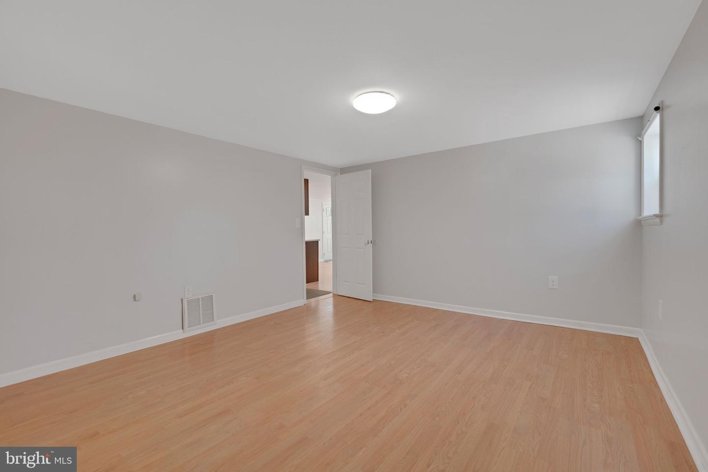 5761 Pendleton Lane