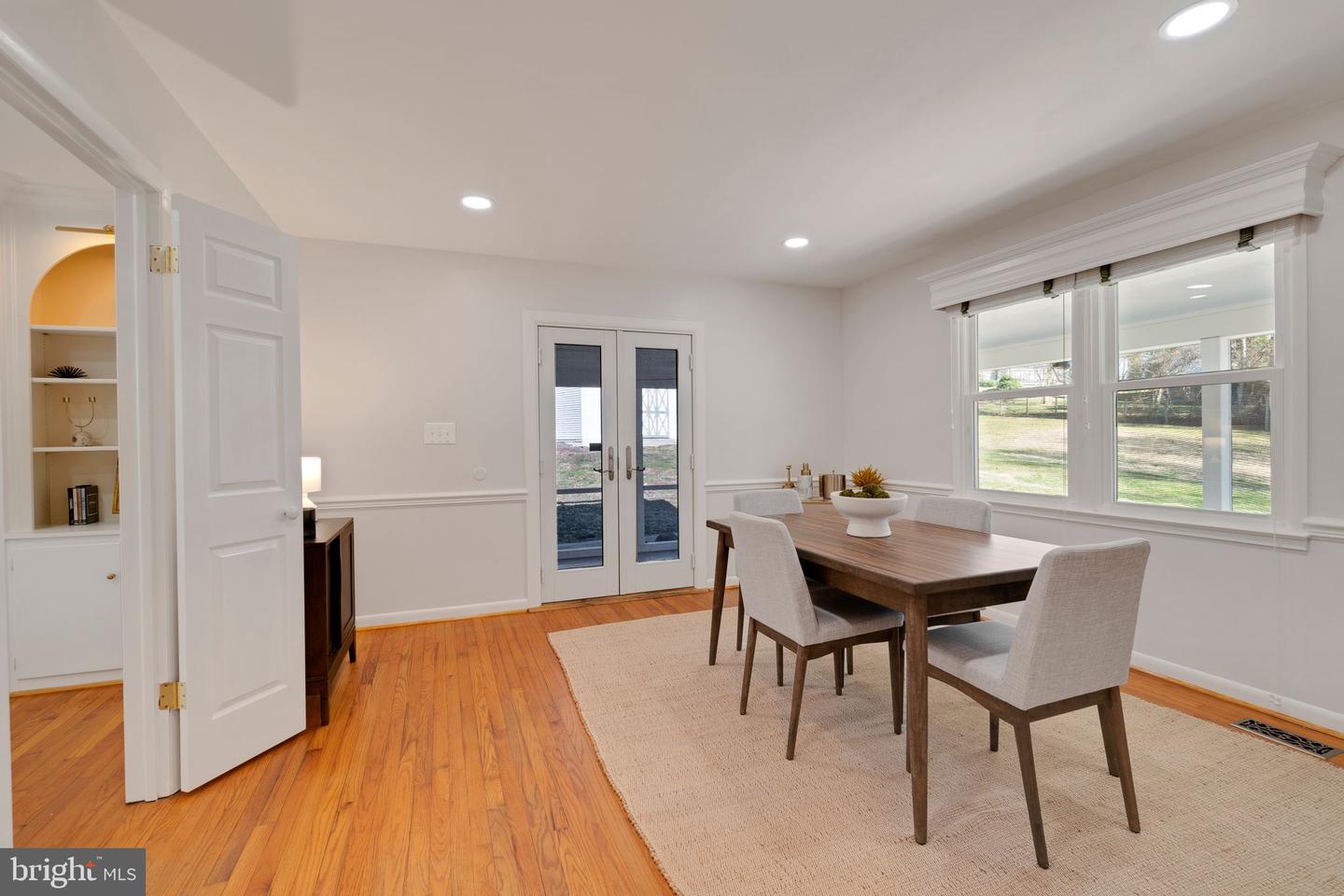 5761 Pendleton Lane