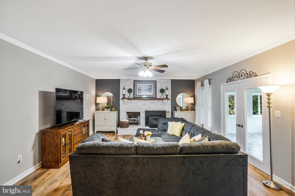 7786 Overbrook Dr