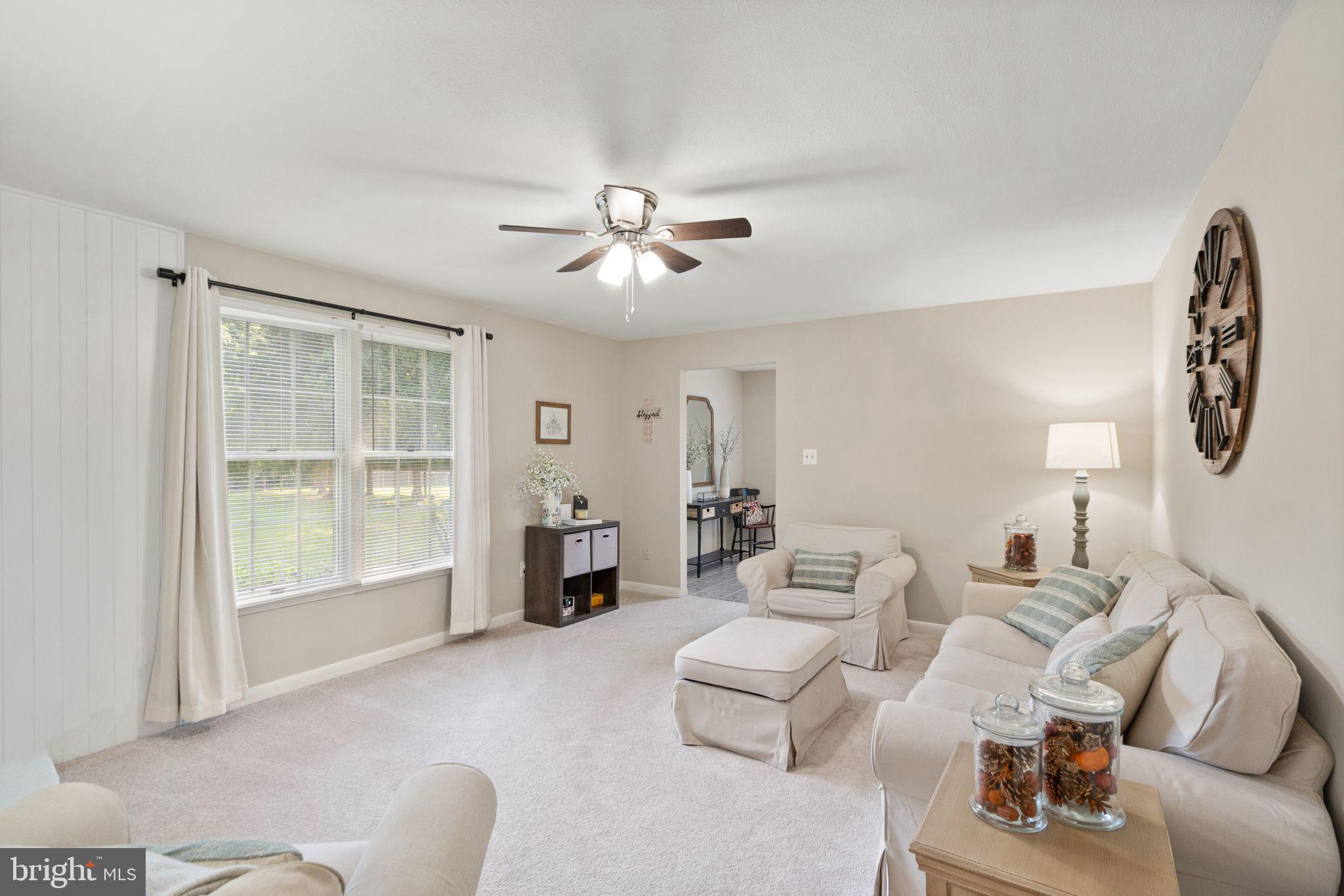 5044 Albrecht Ln