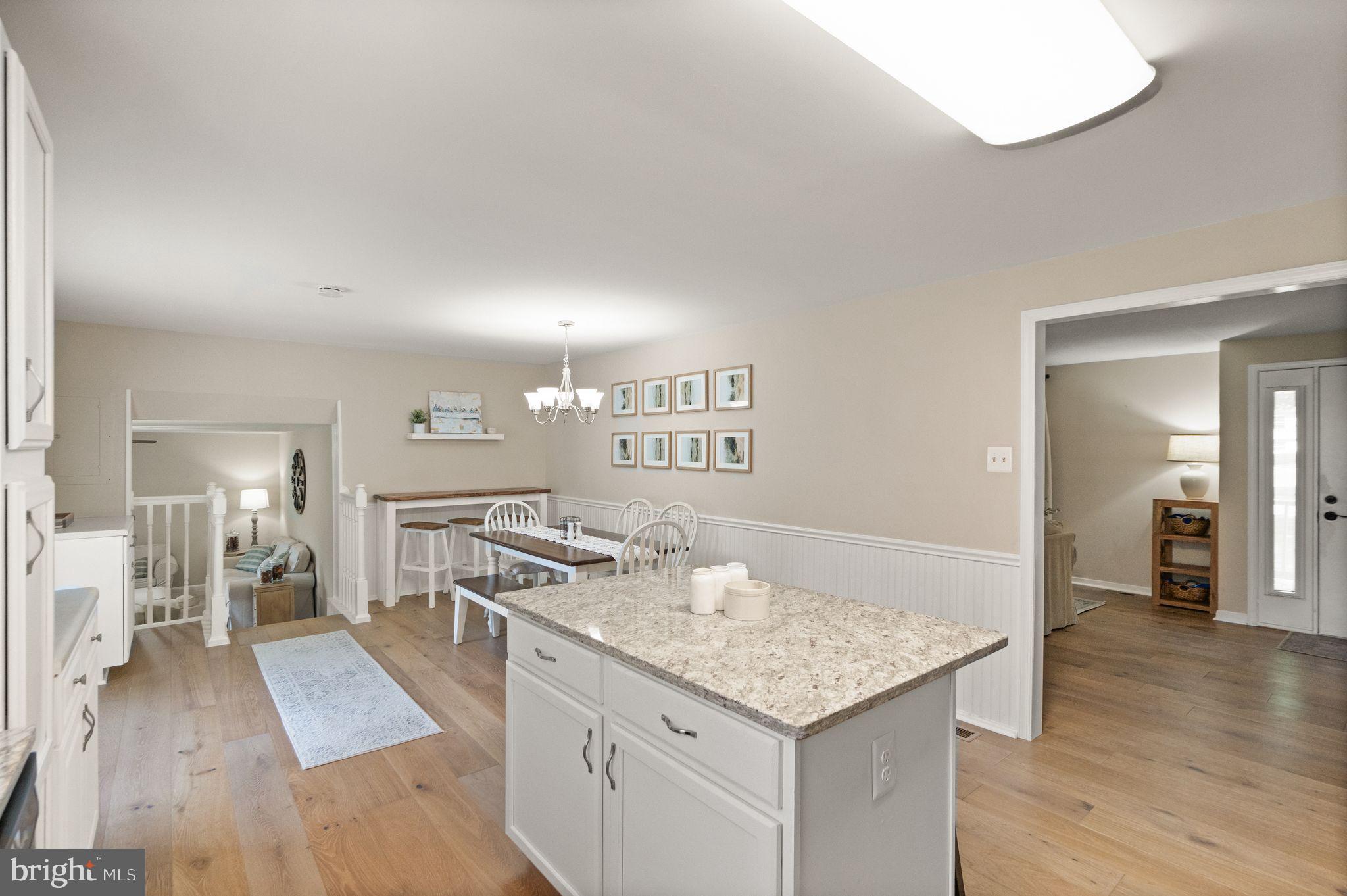 5044 Albrecht Ln
