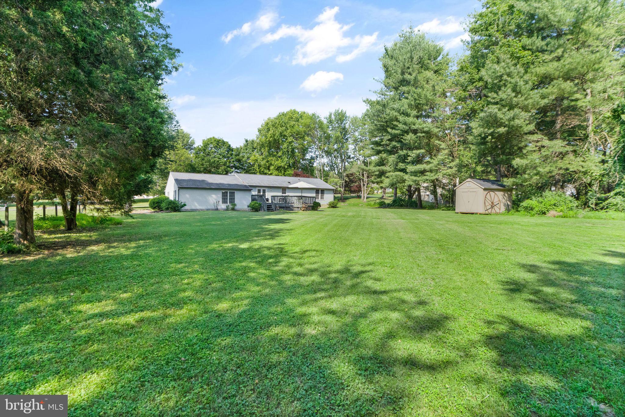 5044 Albrecht Ln