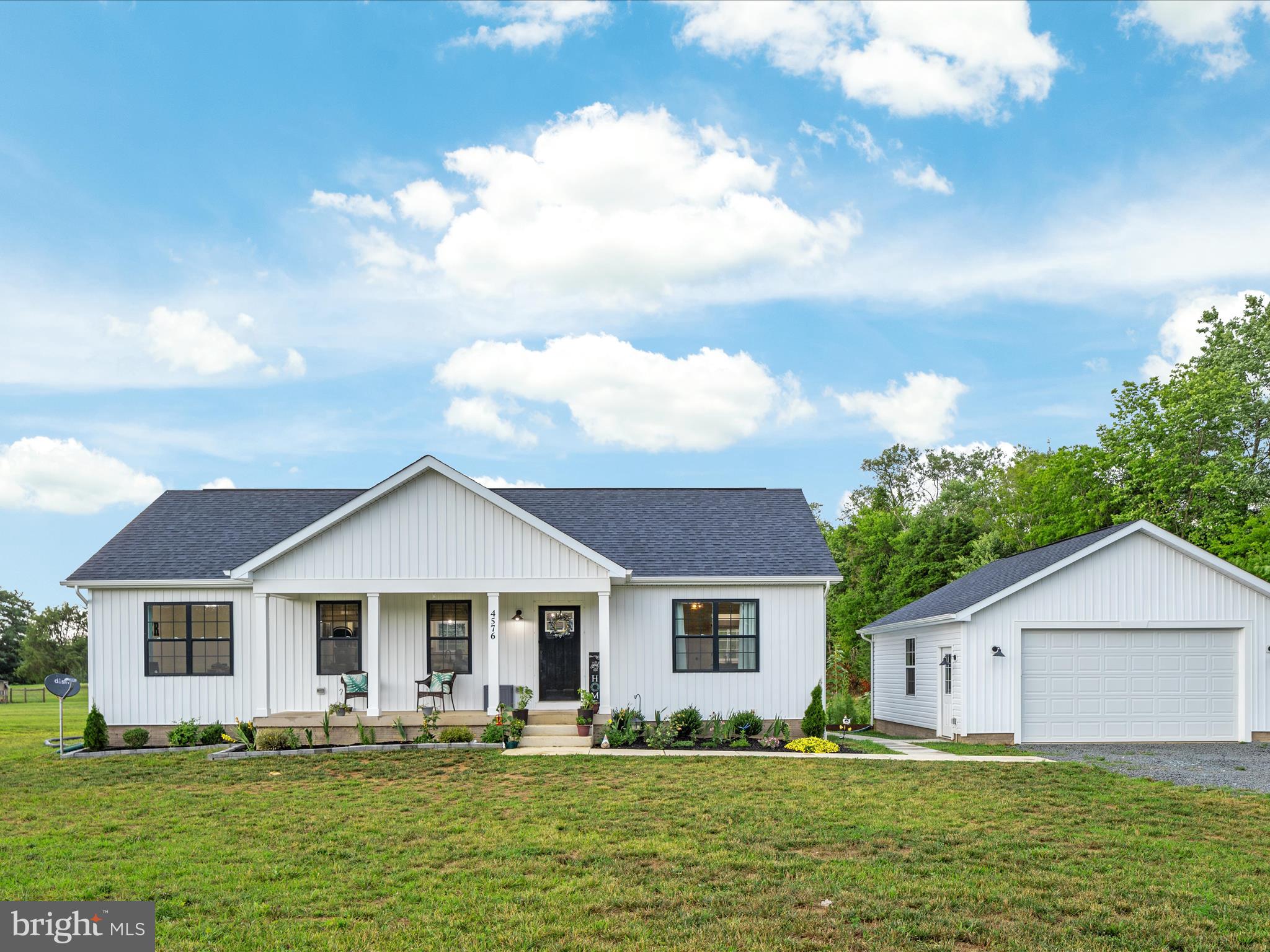 4576 Midland Rd