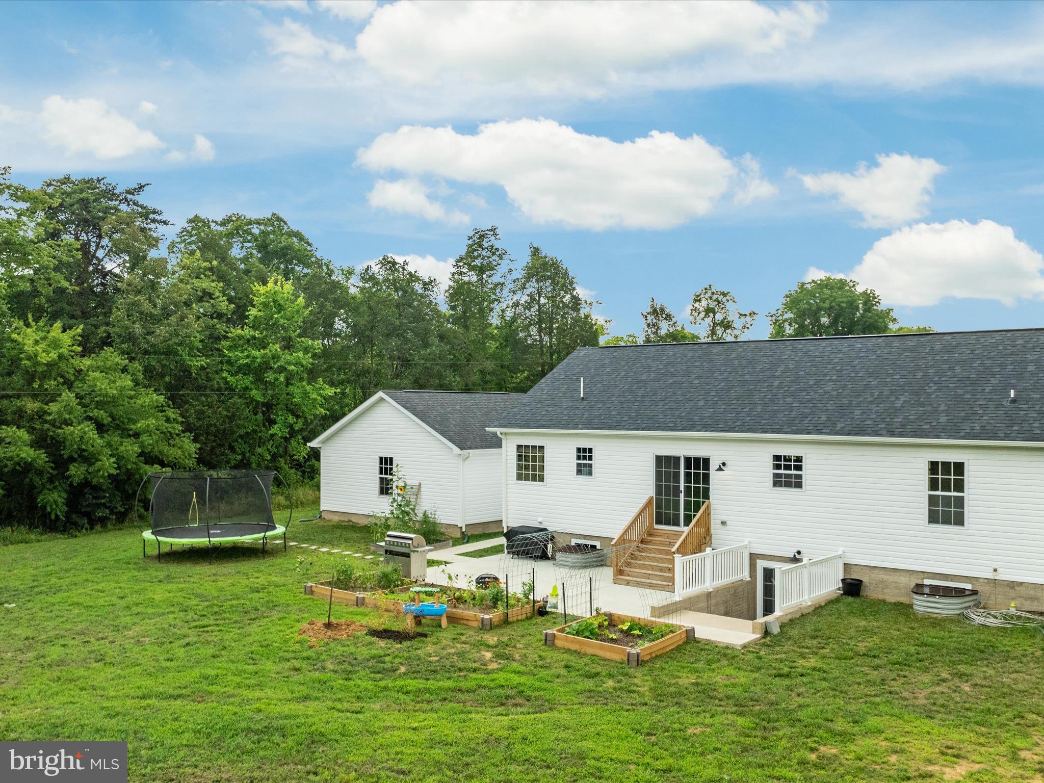 4576 Midland Rd