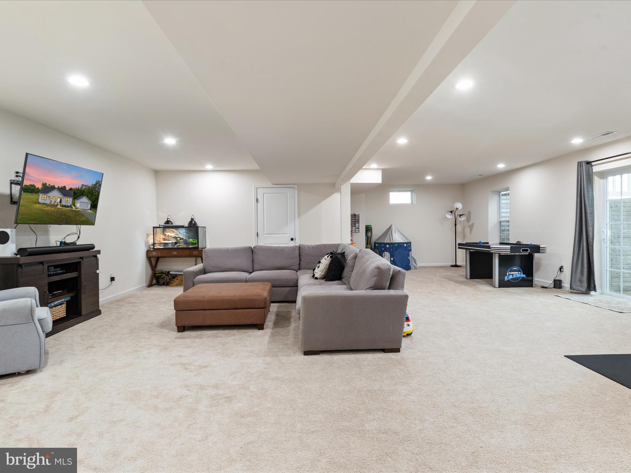 4576 Midland Rd