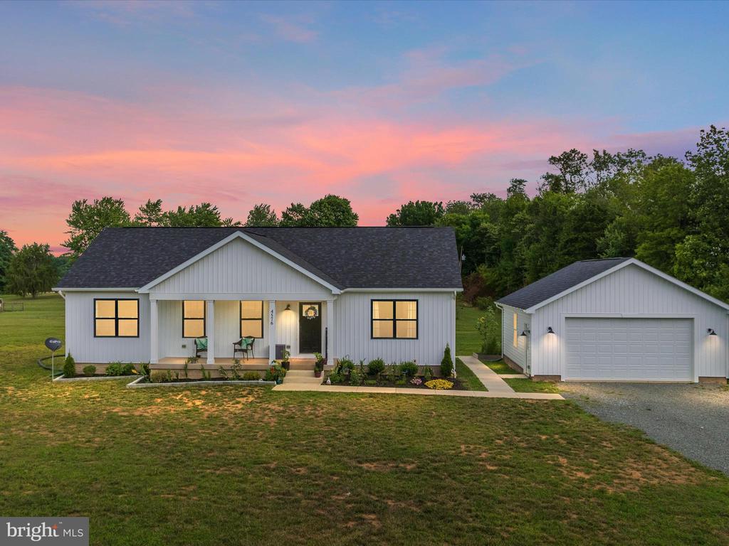 4576 Midland Rd