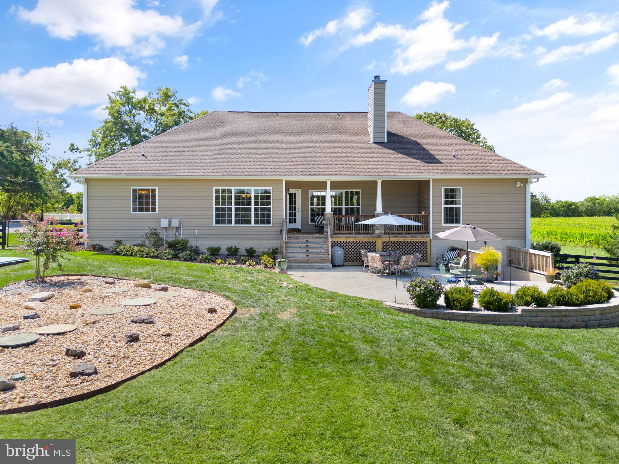 11435 Lucky Hill
