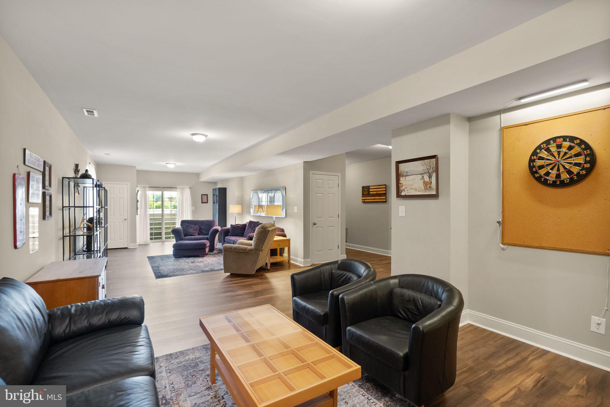 11435 Lucky Hill