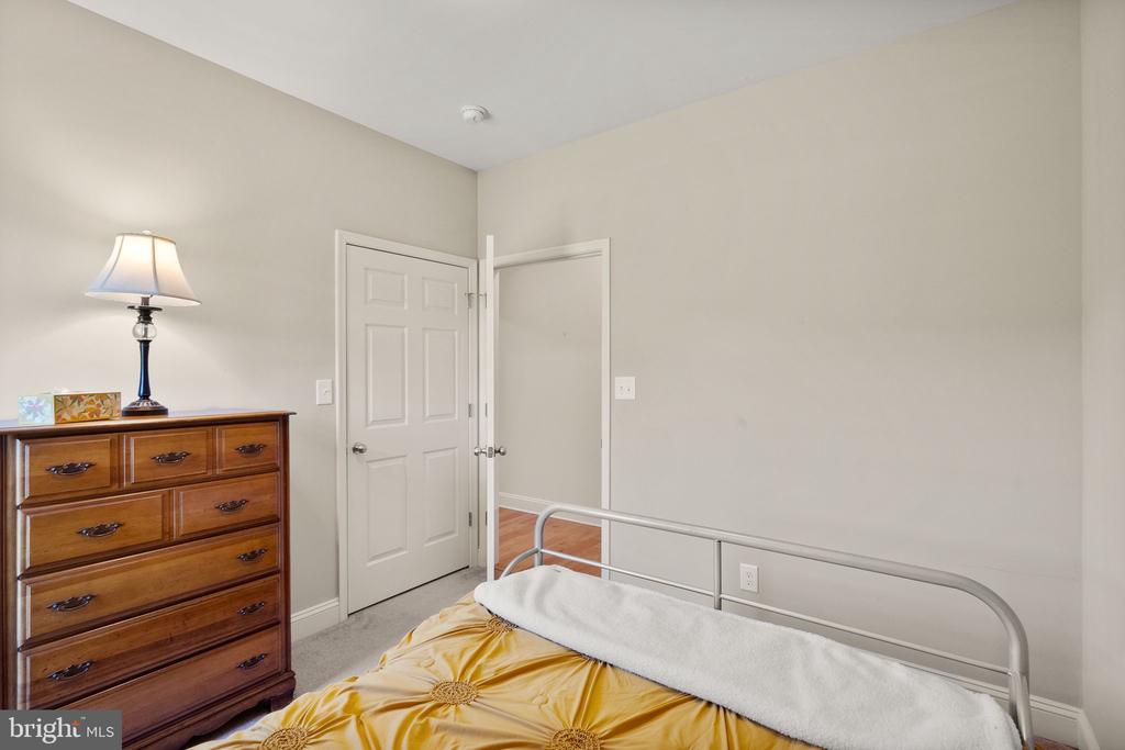 11435 Lucky Hill