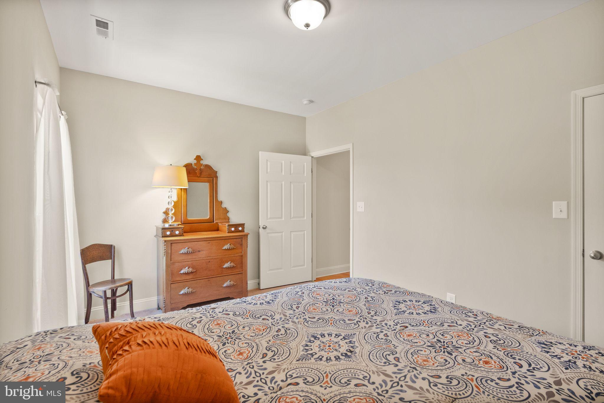 11435 Lucky Hill