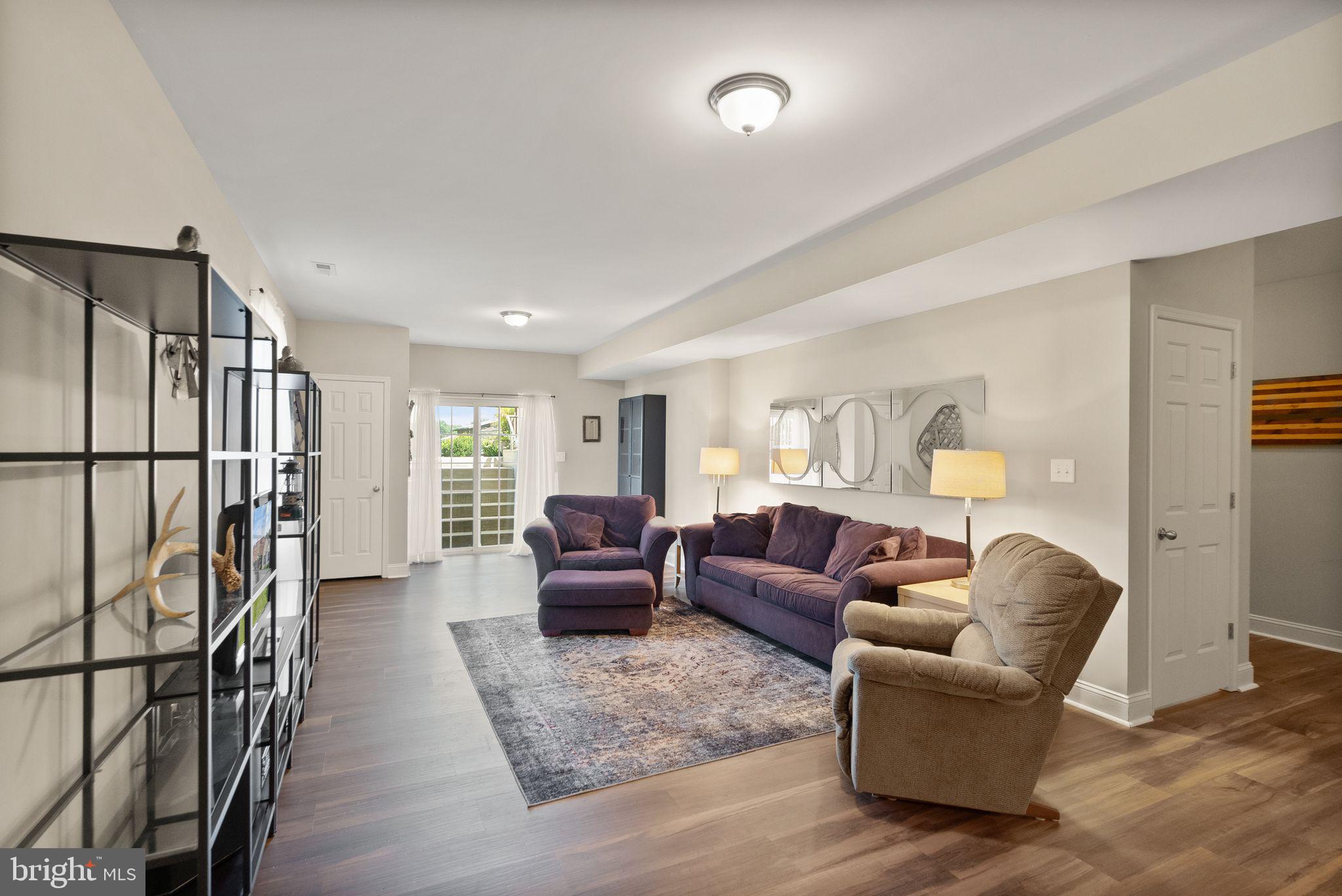 11435 Lucky Hill