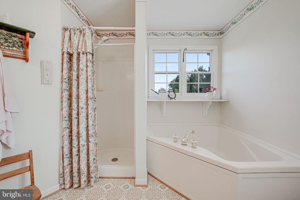 7425 Bear Wallow Dr
