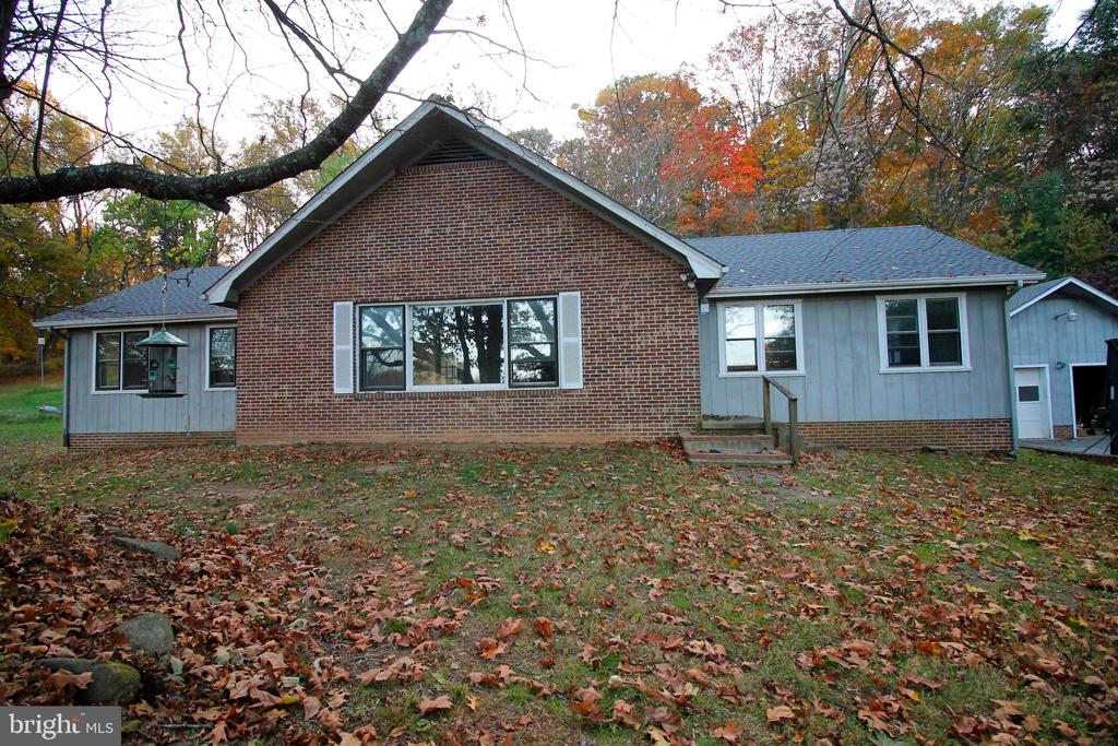 4092 Rolling Hills Dr