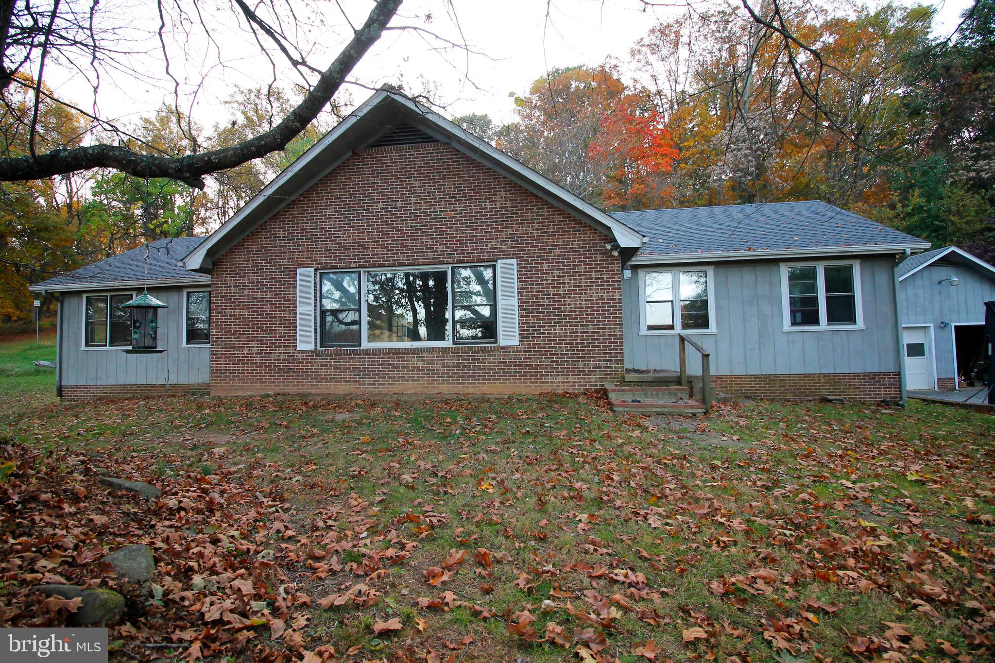 4092 Rolling Hills Dr
