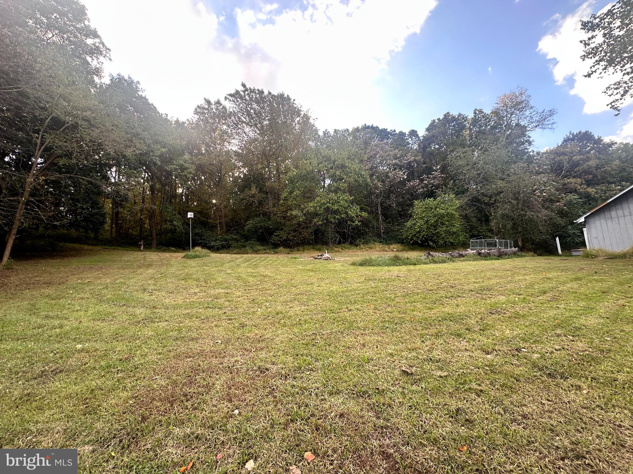 4092 Rolling Hills Dr