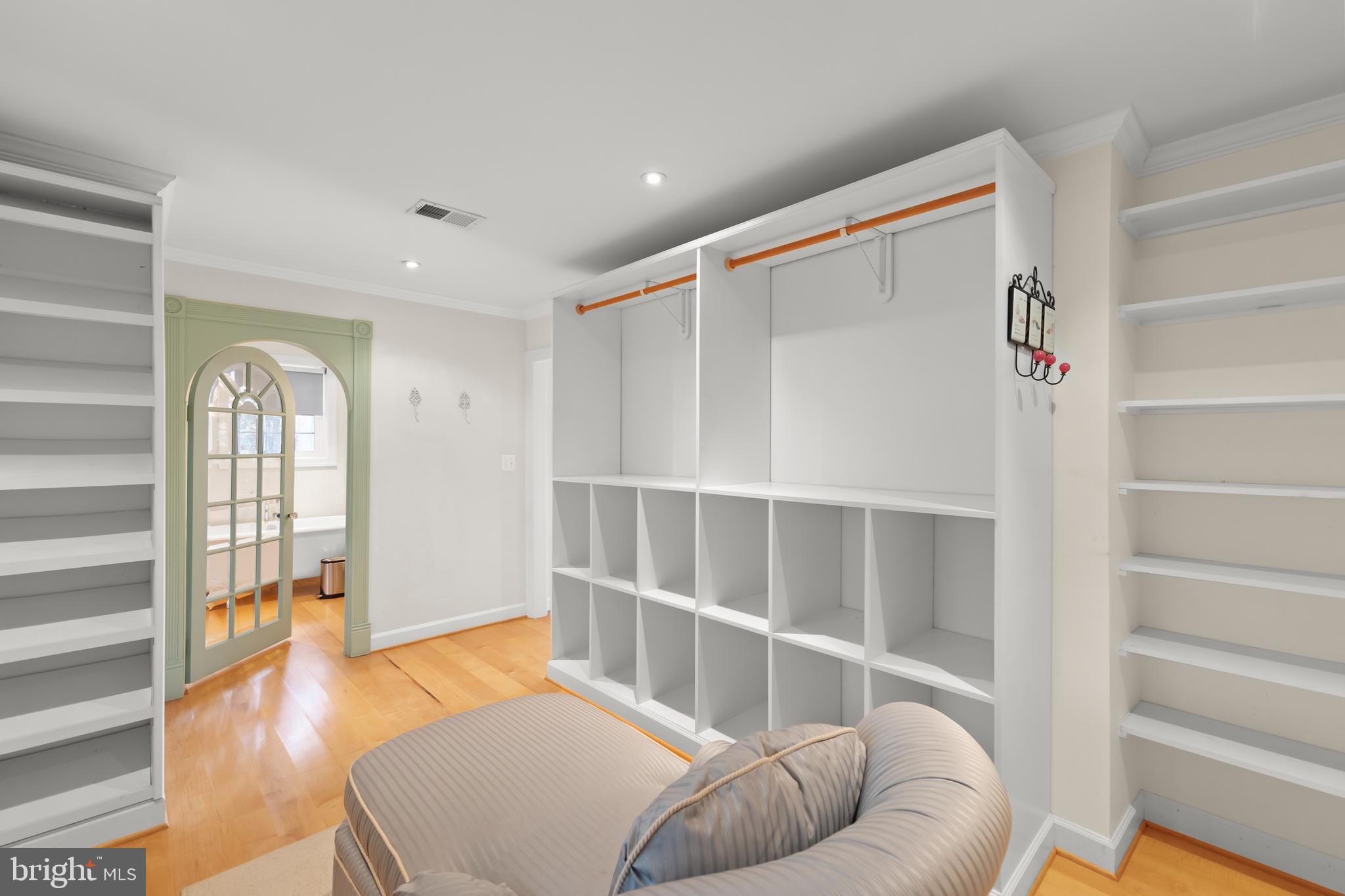3572 Zulla Rd