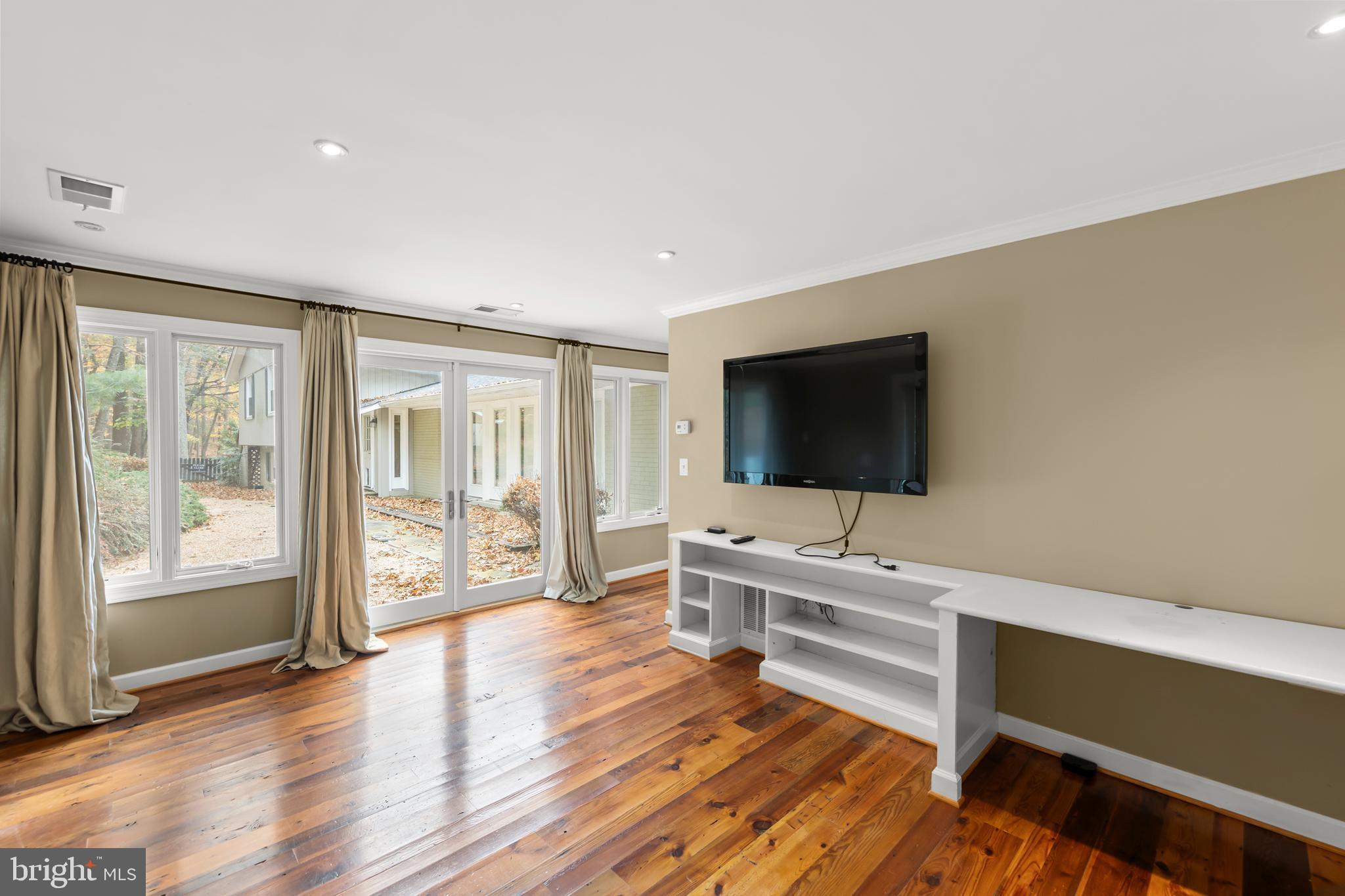 3572 Zulla Rd