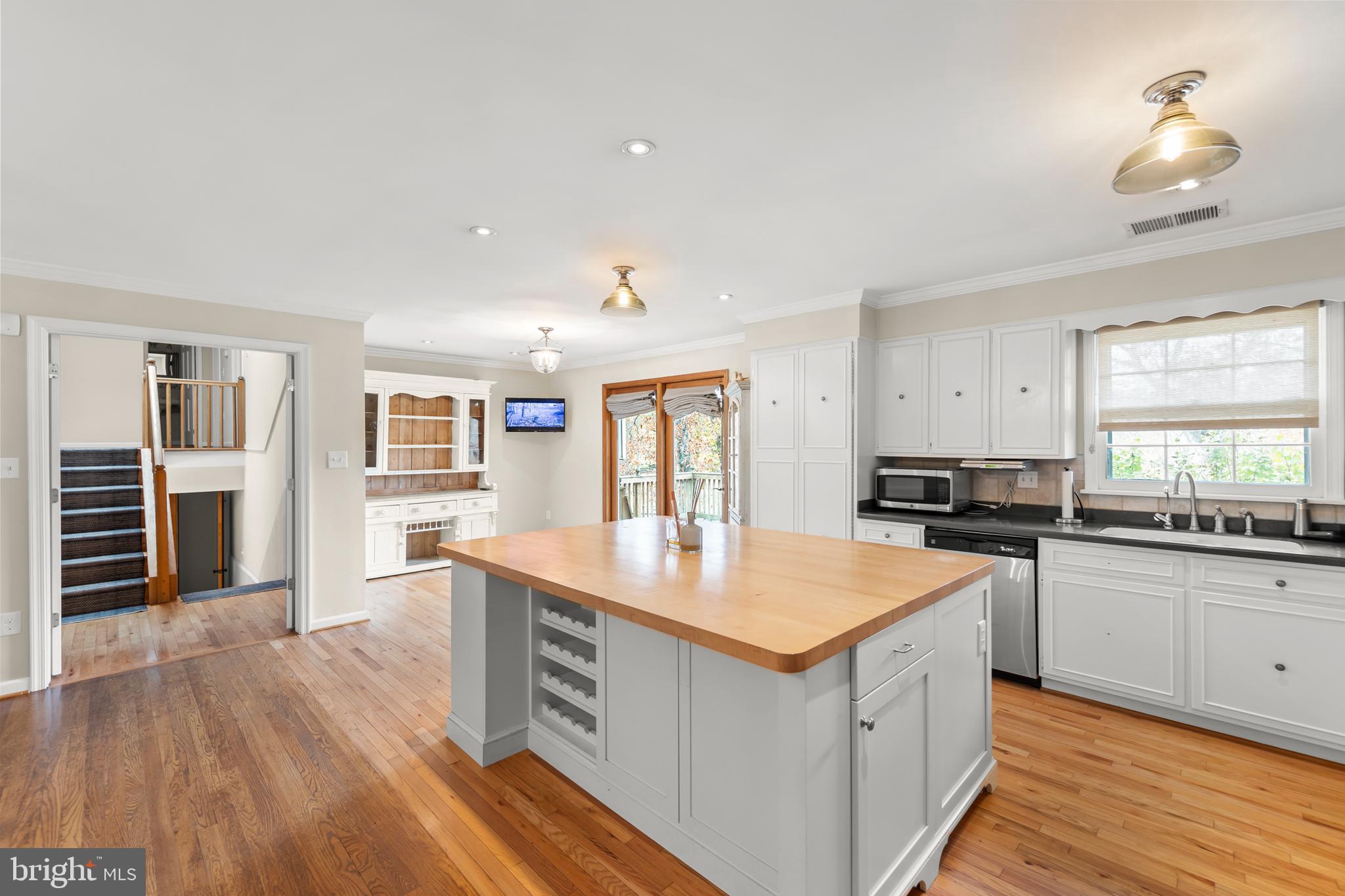 3572 Zulla Rd