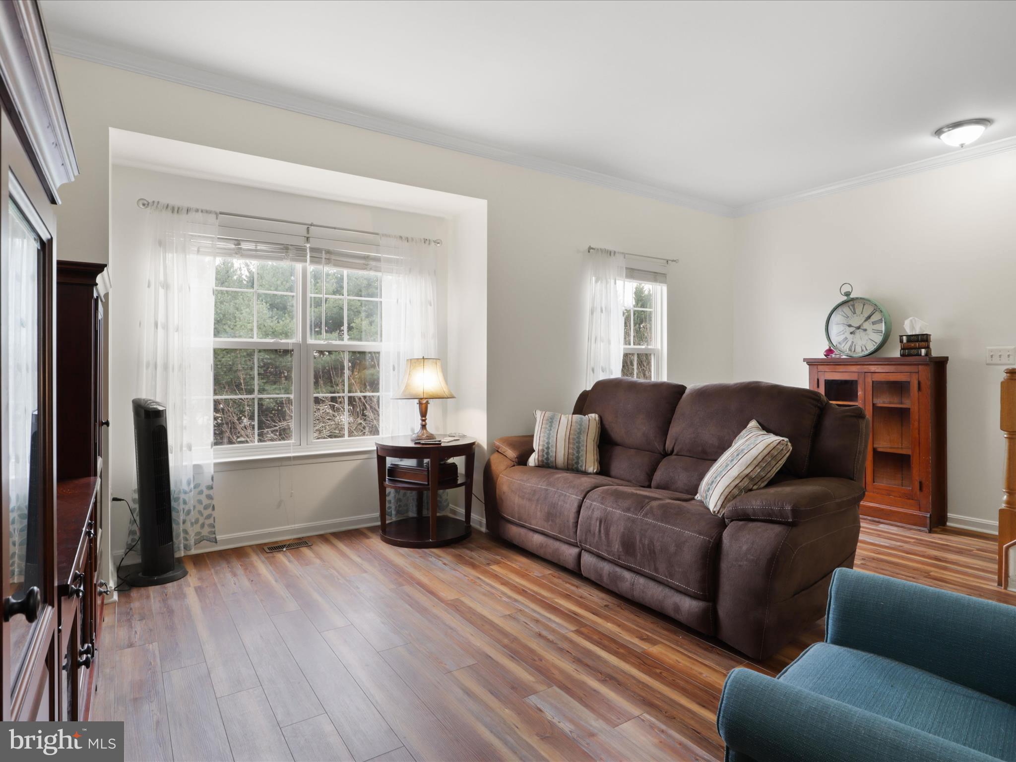 6178 Library Ln