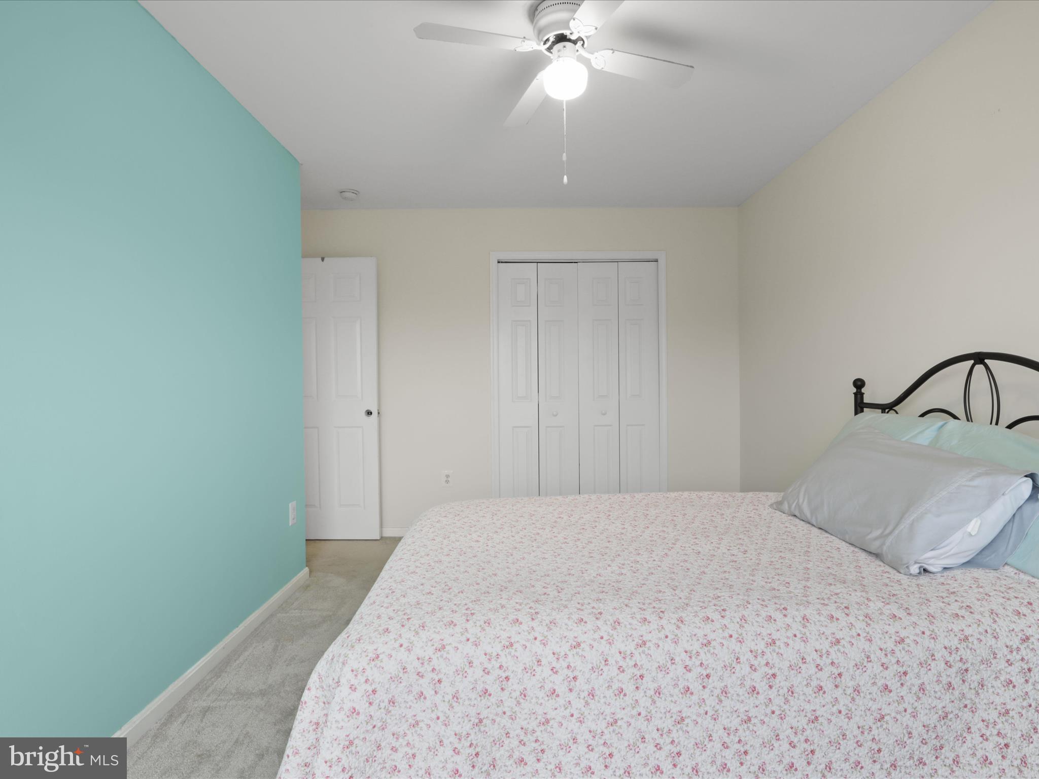 6178 Library Ln