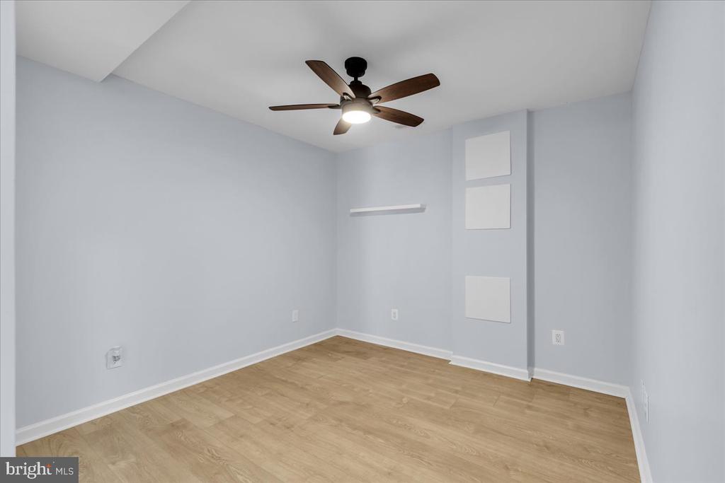 769 CHERRY TREE LN
