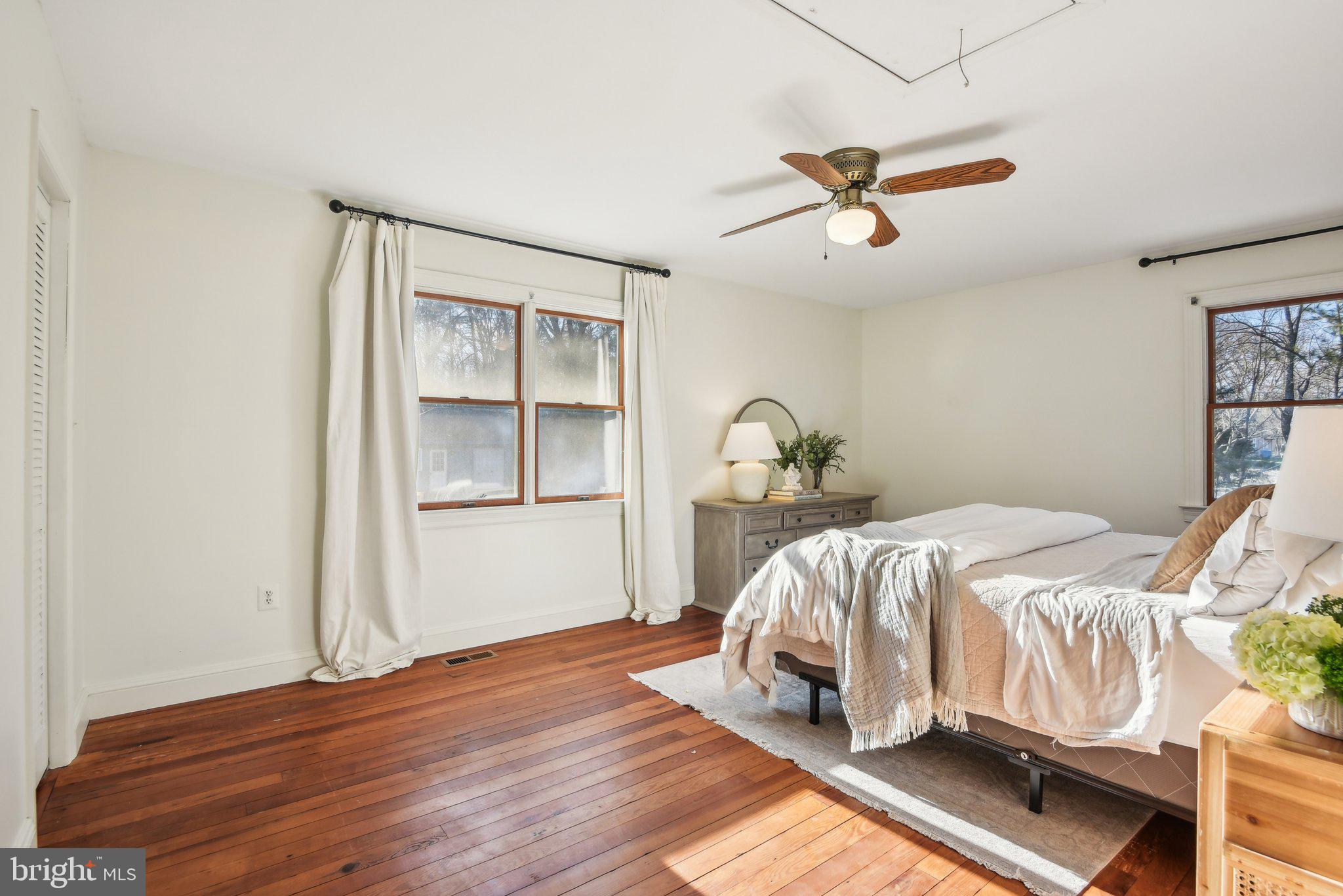 11120 Burwell Rd