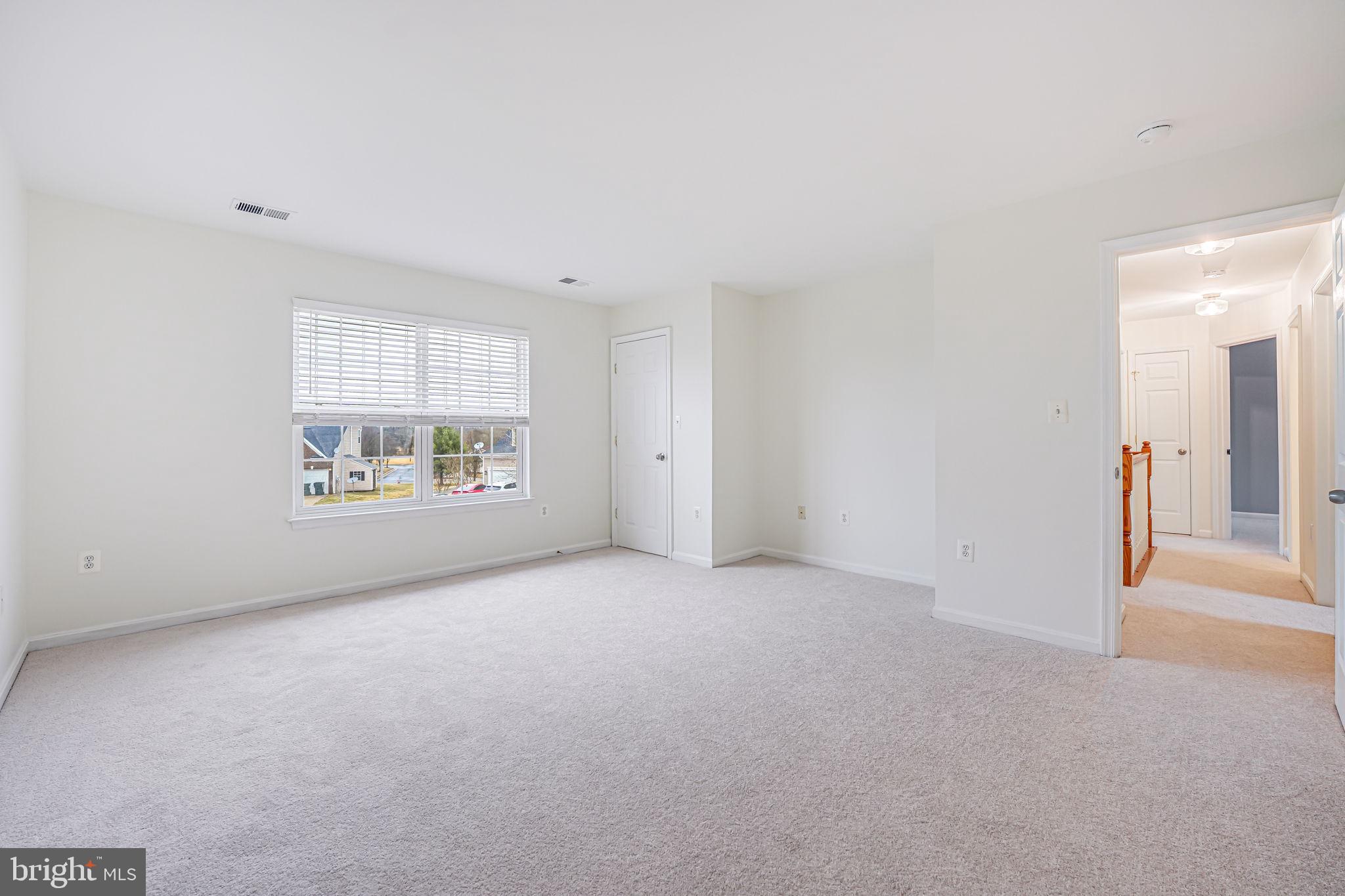 6107 Waverly Way