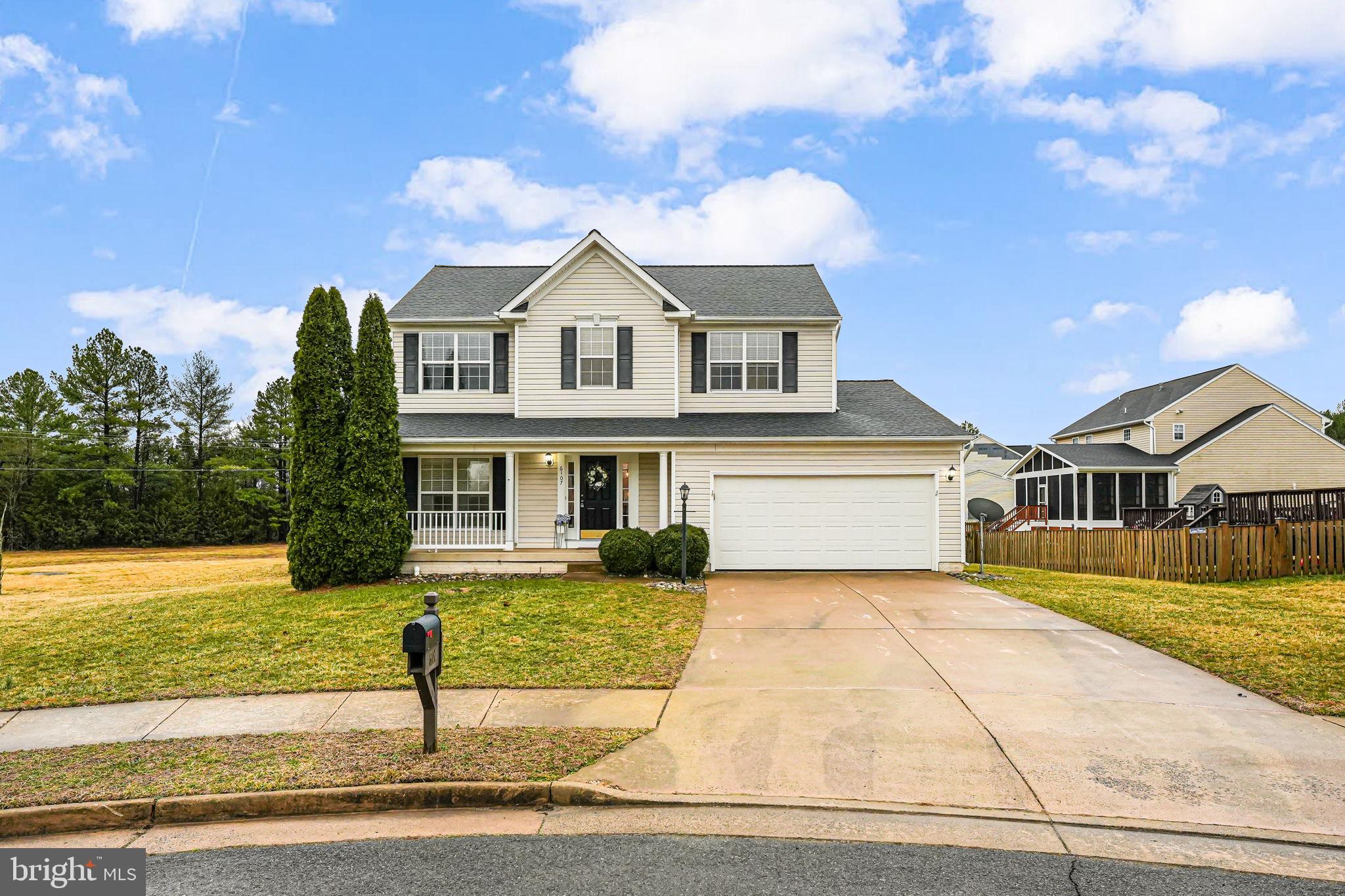 6107 Waverly Way