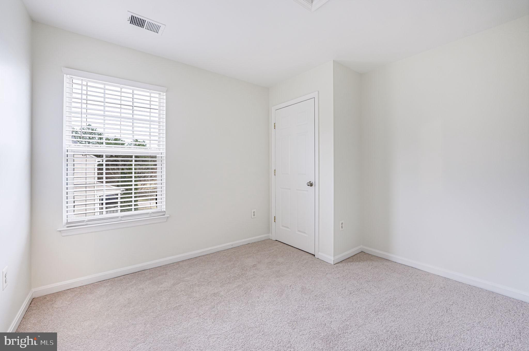 6107 Waverly Way