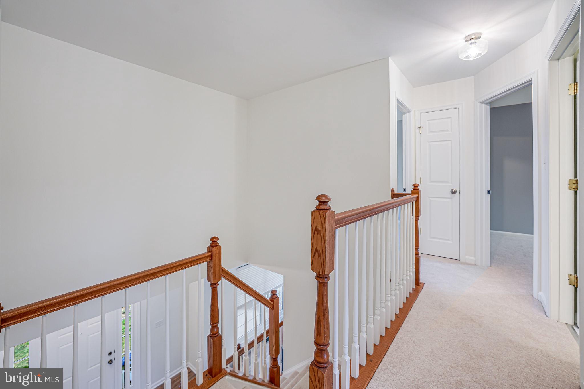 6107 Waverly Way