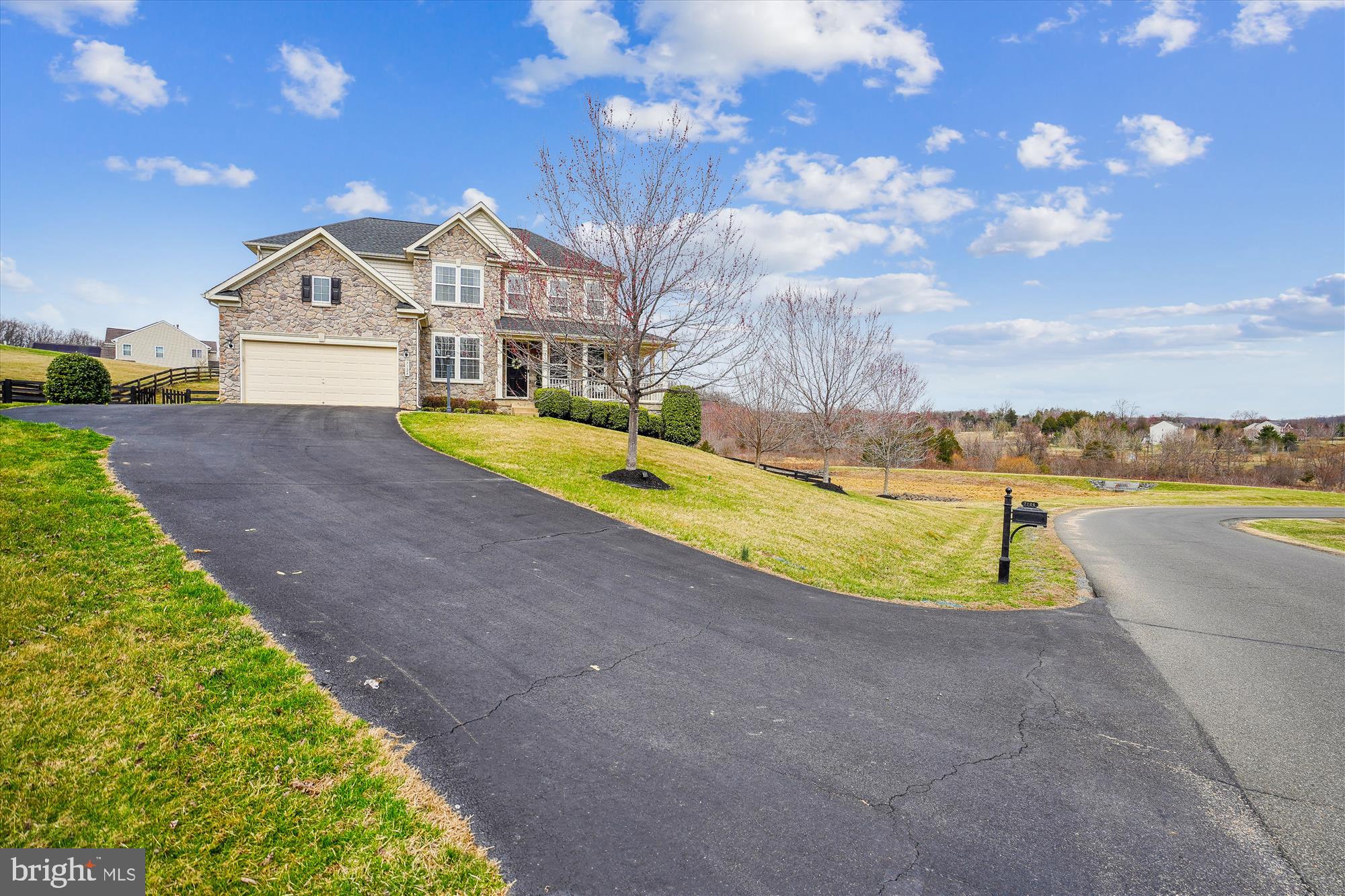 7124 Hi Rock Ridge Rd