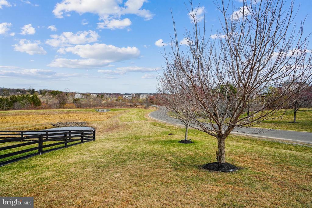 7124 Hi Rock Ridge Rd