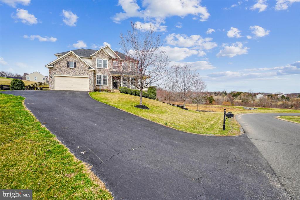 7124 Hi Rock Ridge Rd