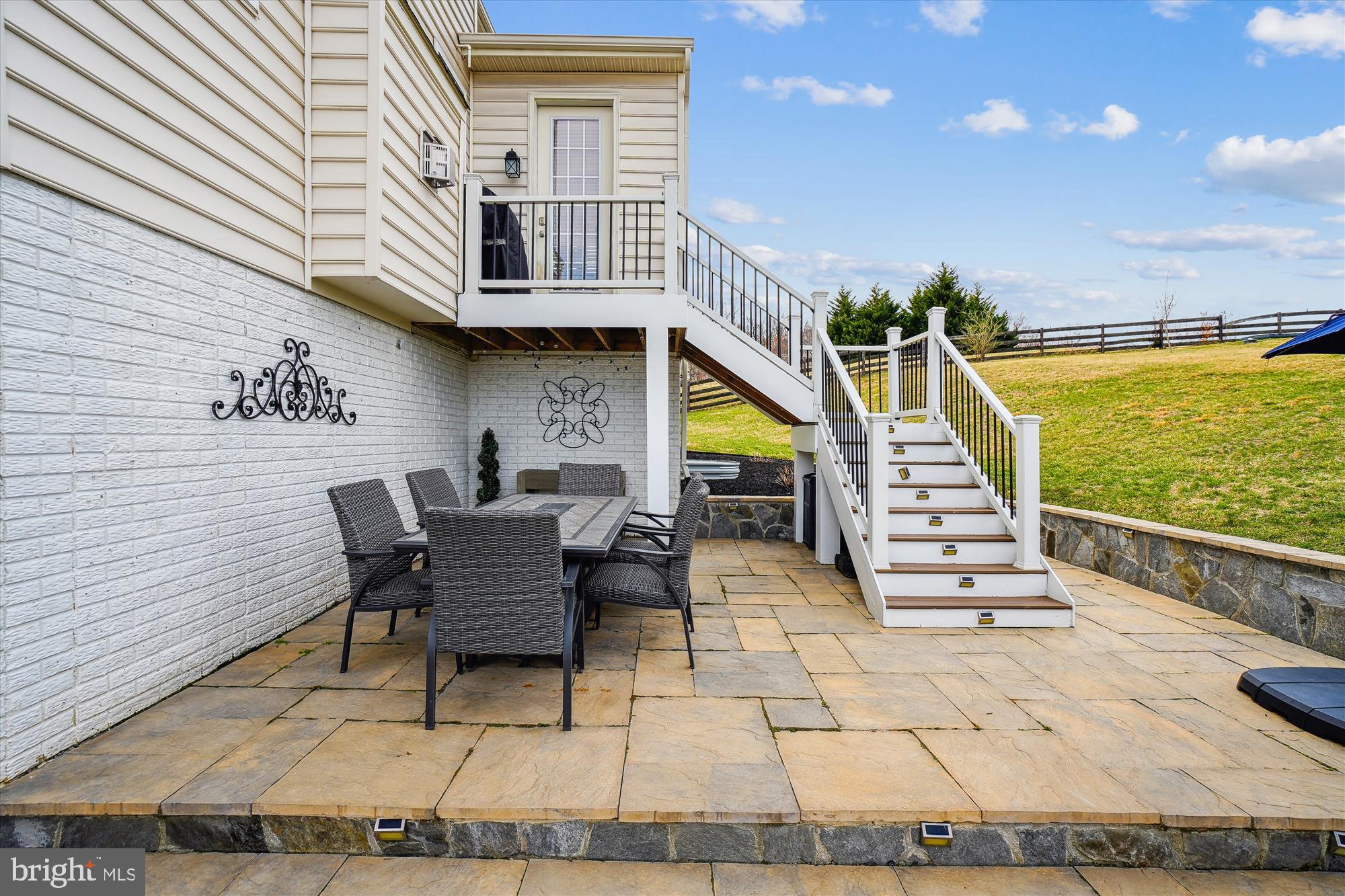 7124 Hi Rock Ridge Rd