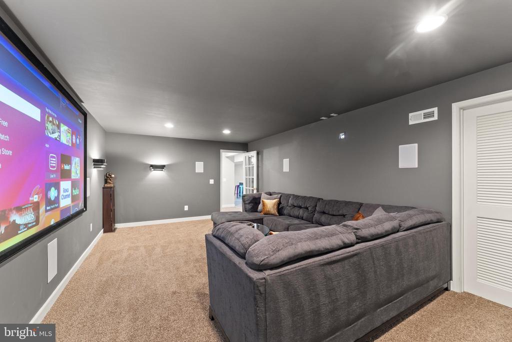 7347 Reese Ct